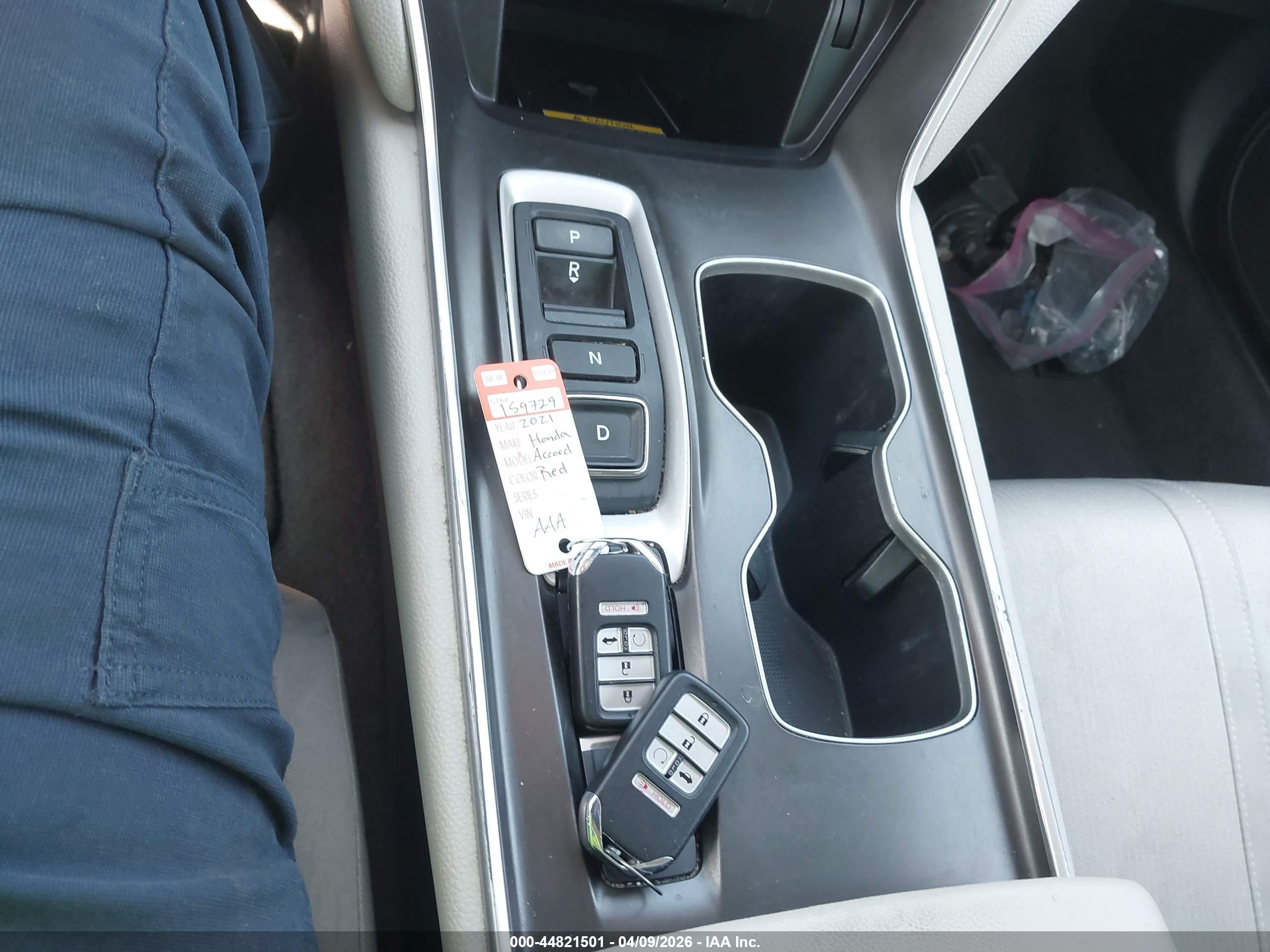 HONDA ACCORD image 11