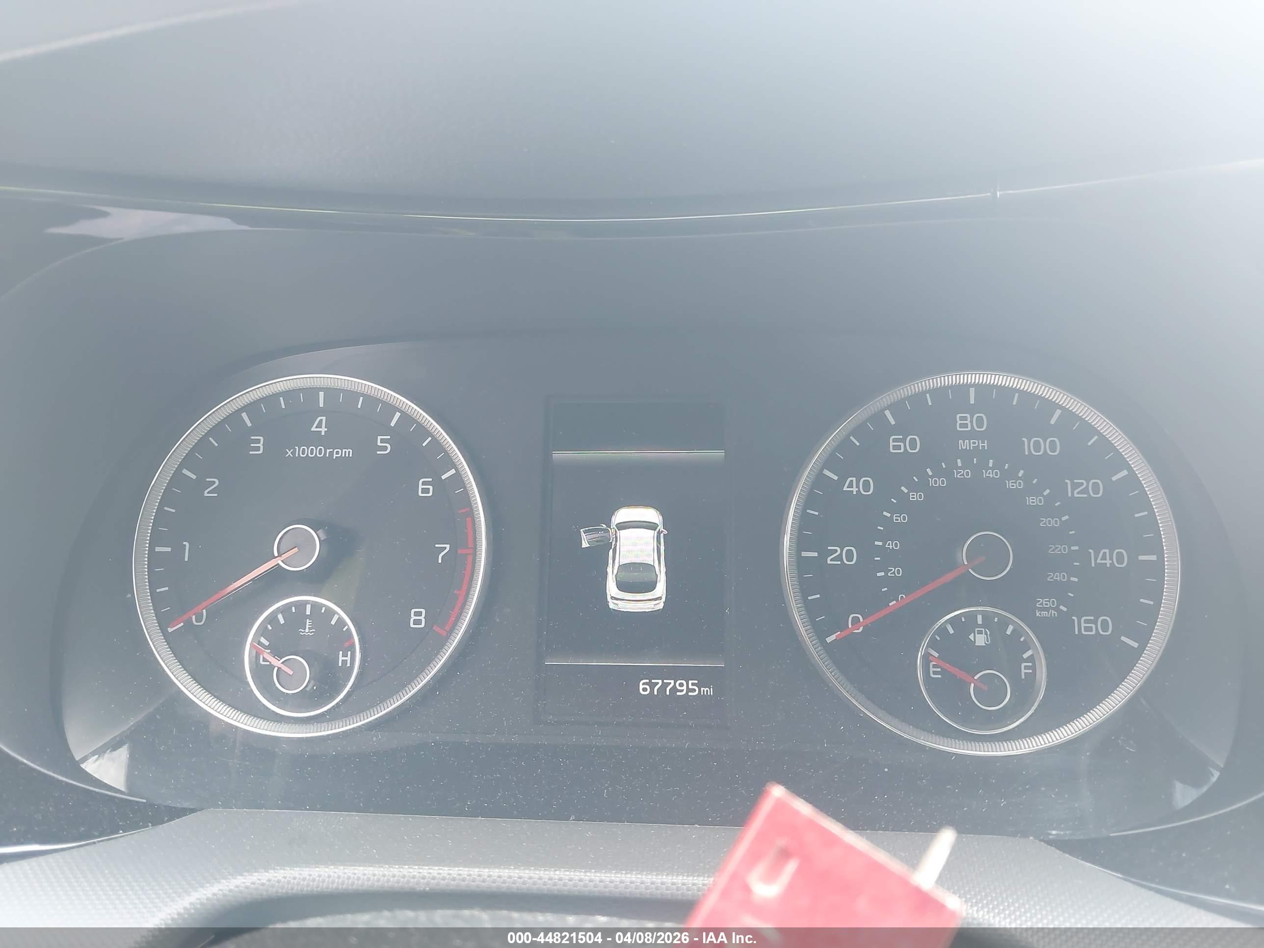 KIA K5 image 7