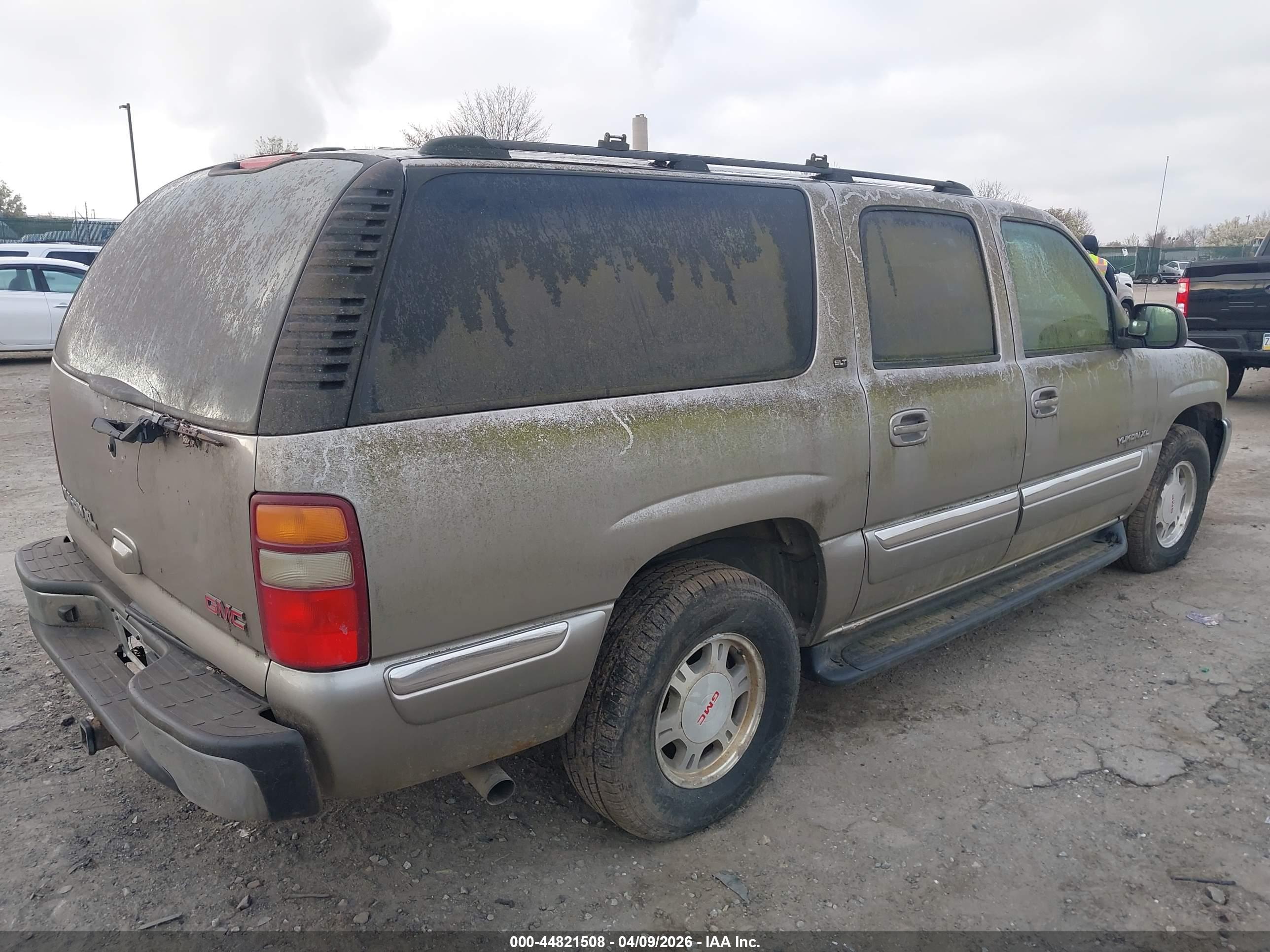 GMC YUKON image 4