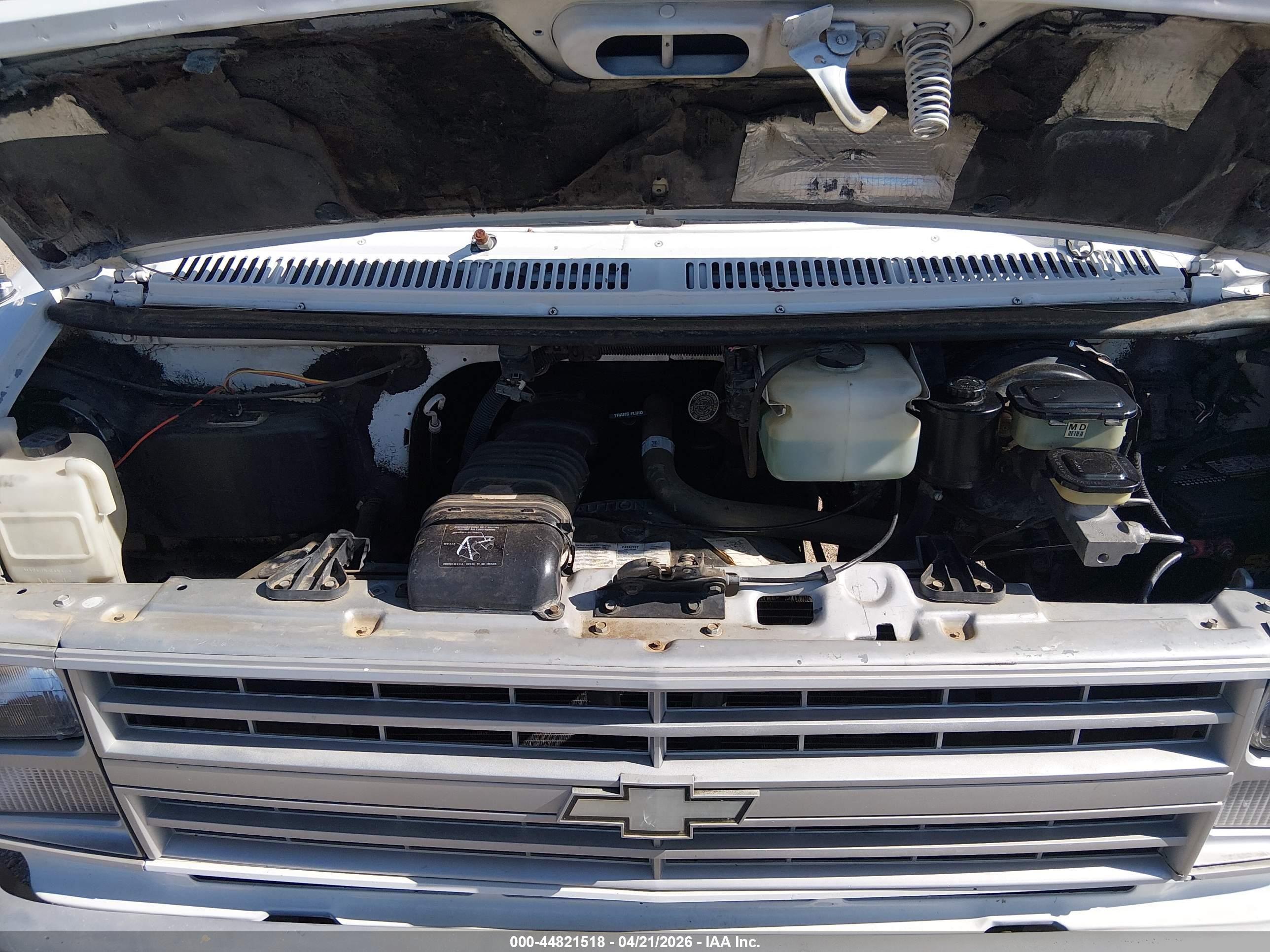 CHEVROLET G20 image 10