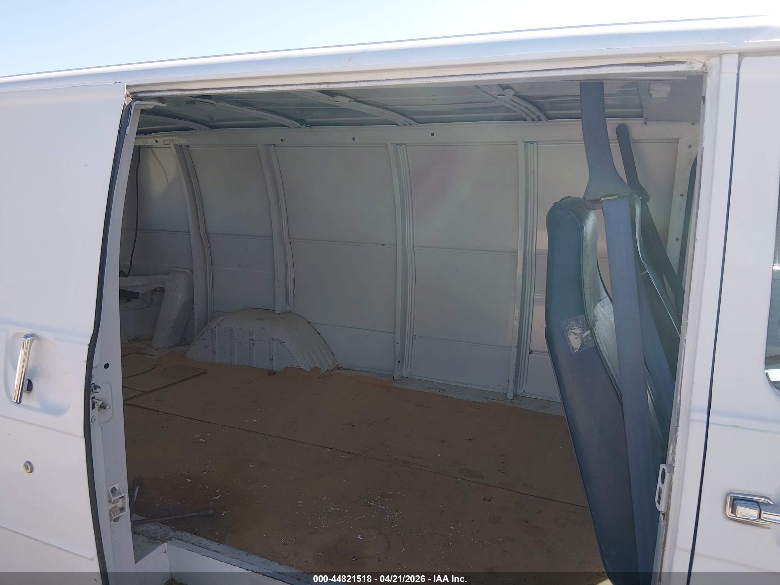 CHEVROLET G20 image 8