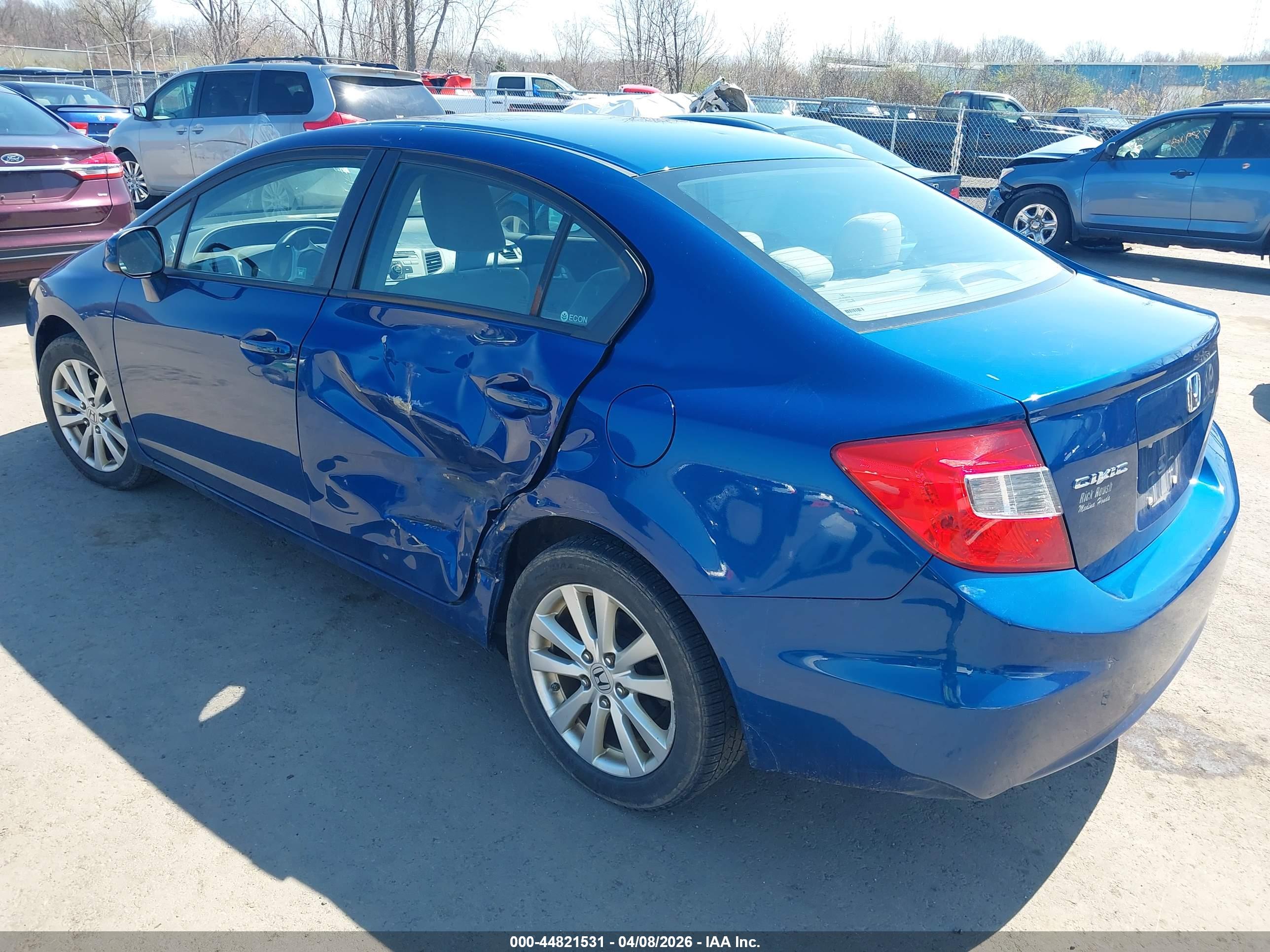 HONDA CIVIC image 3