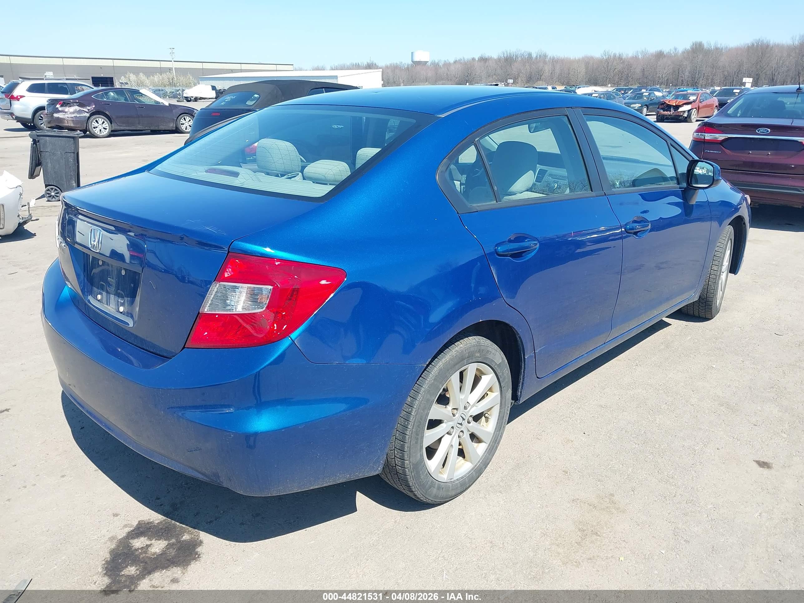 HONDA CIVIC image 4