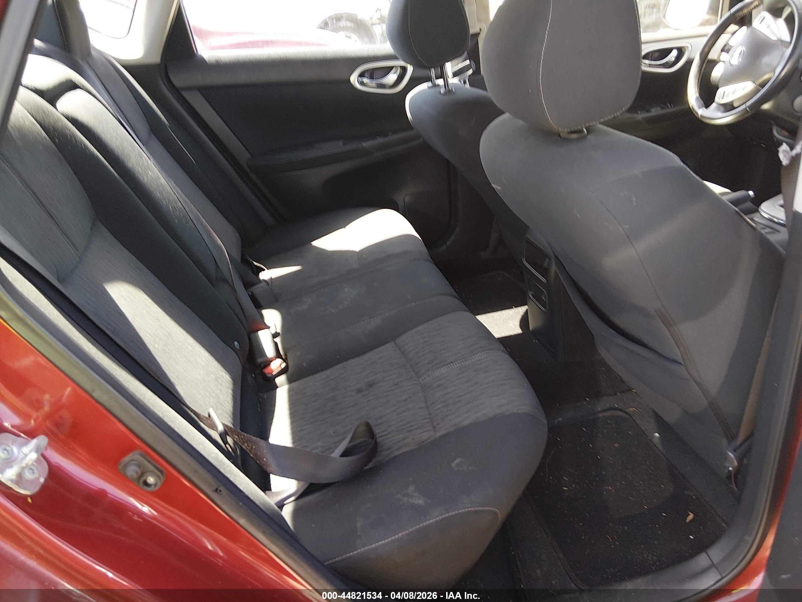 NISSAN SENTRA image 8
