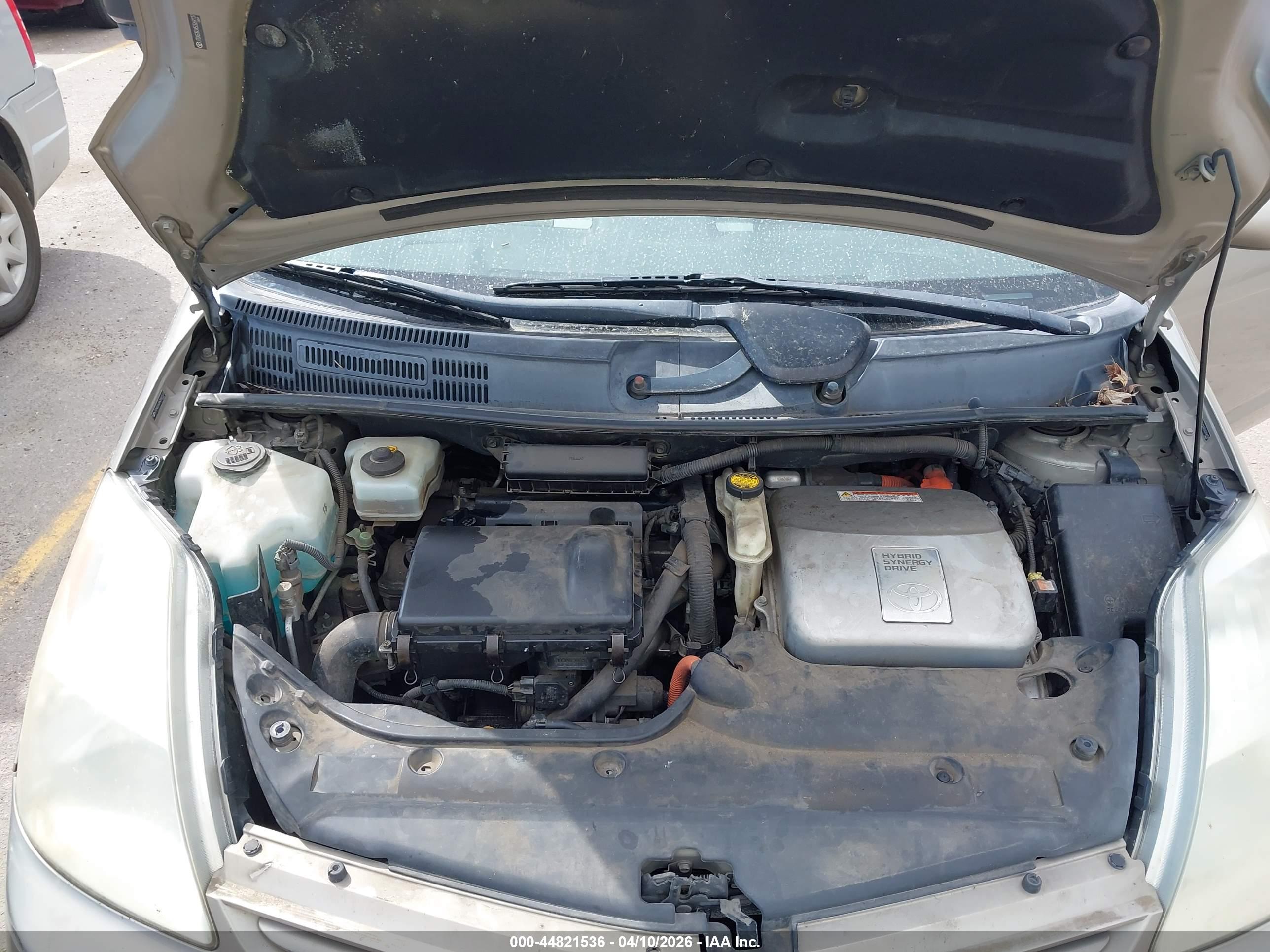 TOYOTA PRIUS image 10