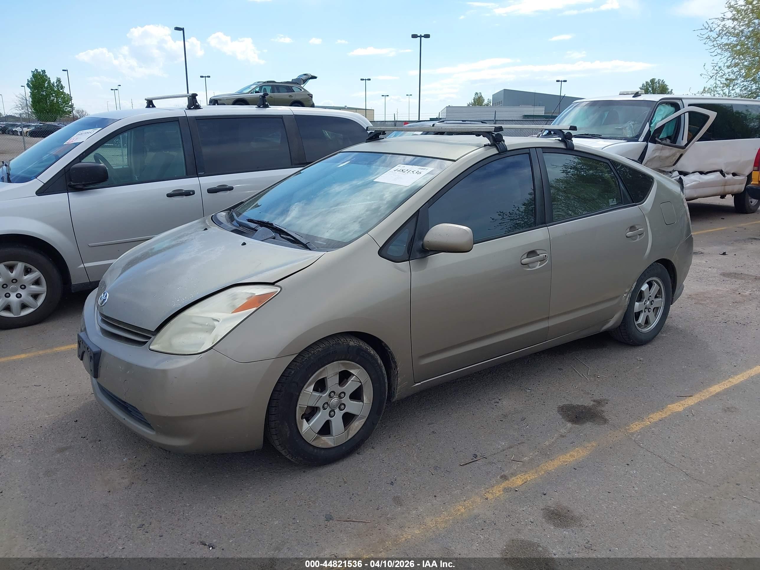 TOYOTA PRIUS image 2