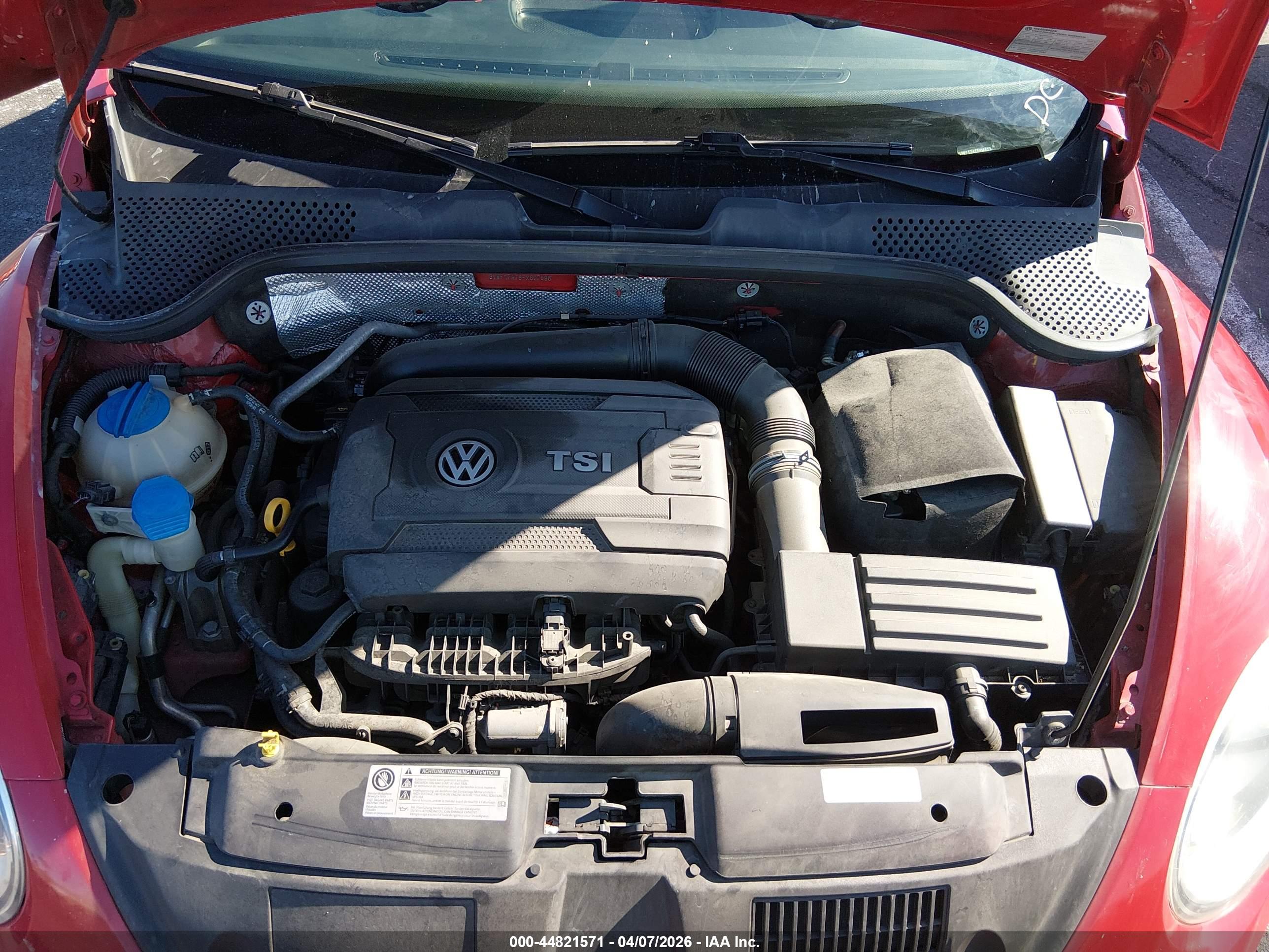 VOLKSWAGEN BEETLE image 10