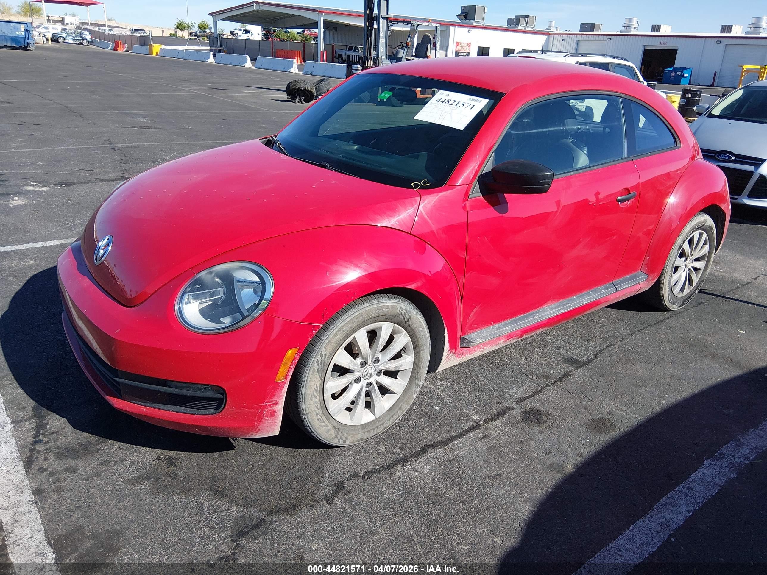 VOLKSWAGEN BEETLE image 2