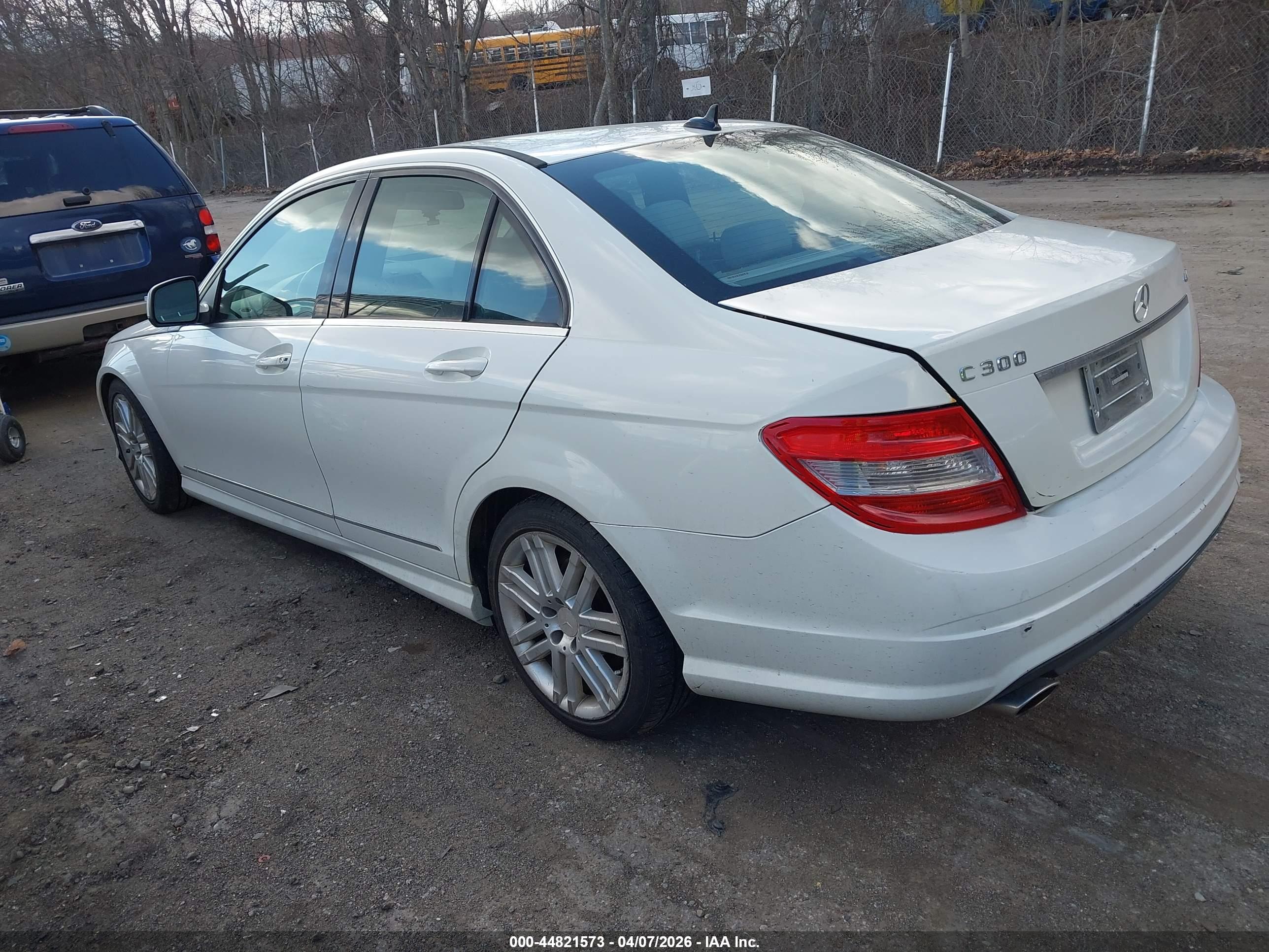 MERCEDES-BENZ C image 3