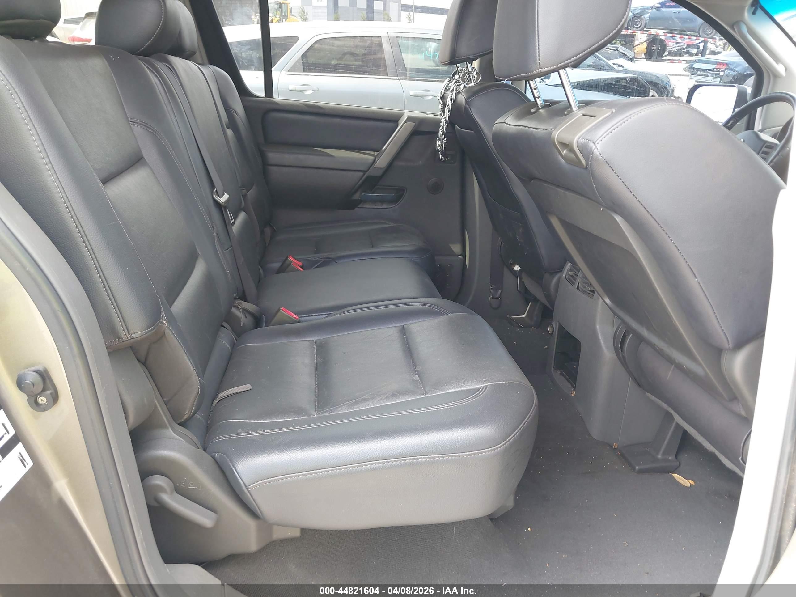 NISSAN ARMADA image 8