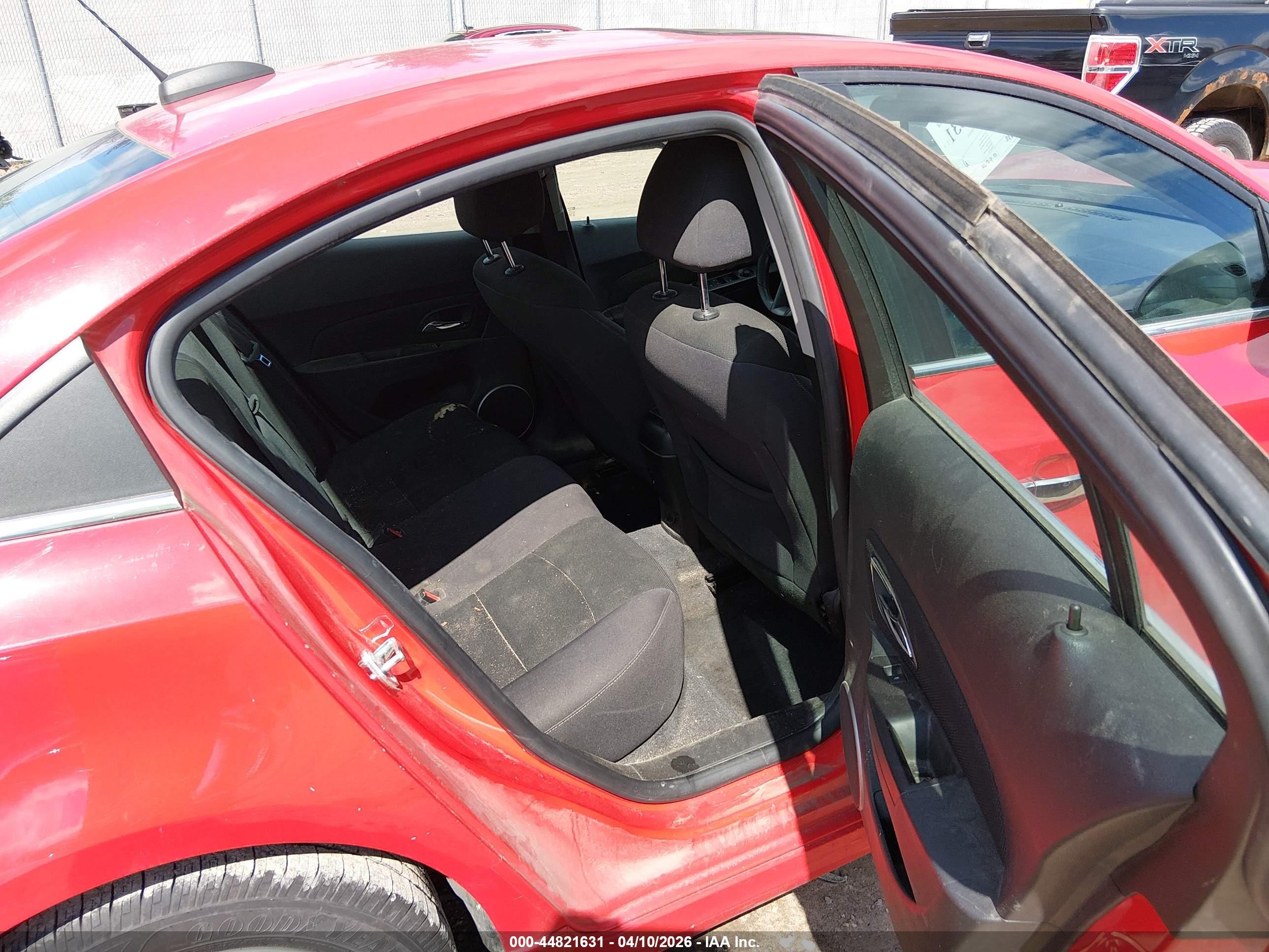 CHEVROLET CRUZE image 8
