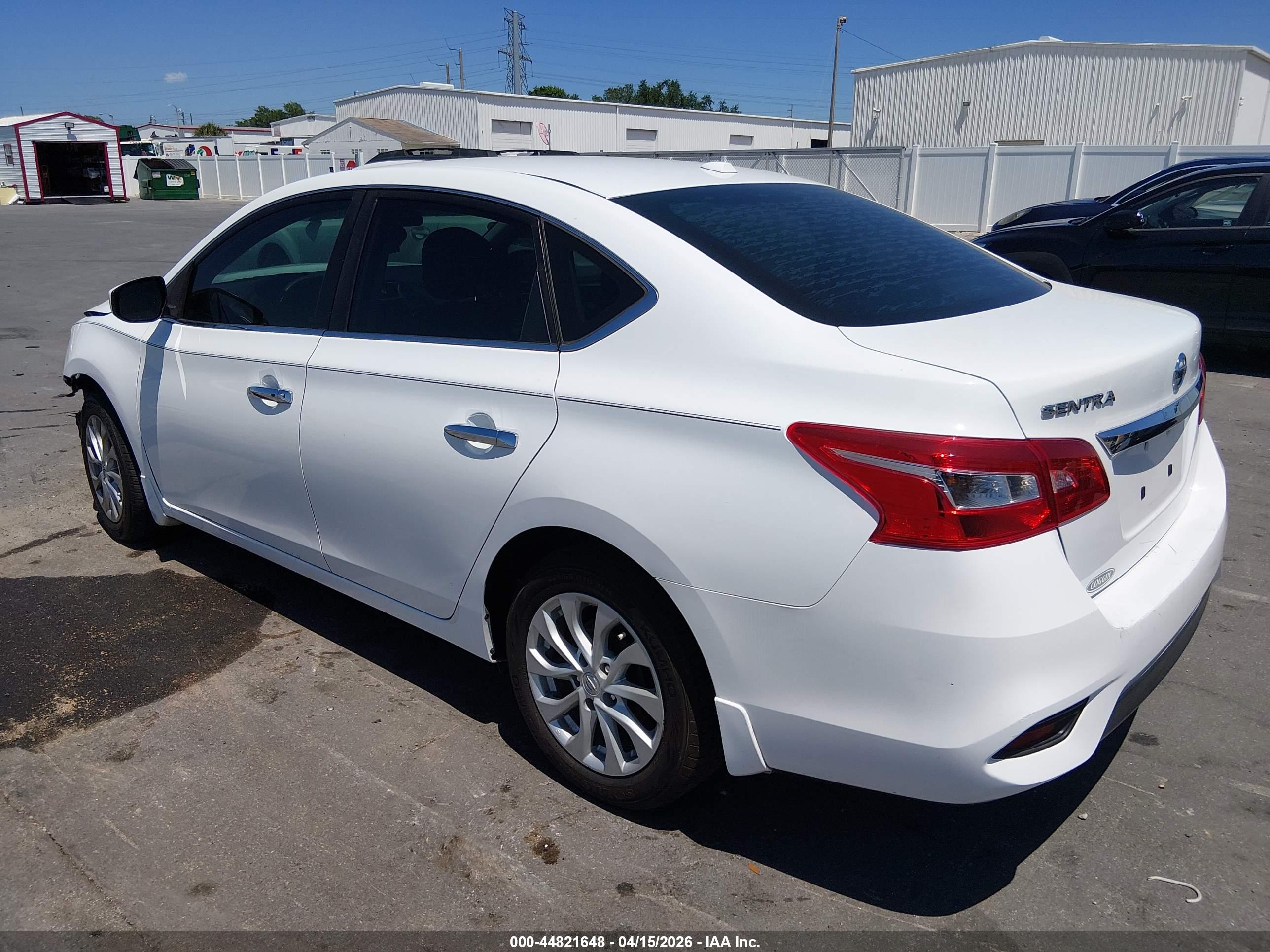 NISSAN SENTRA image 3