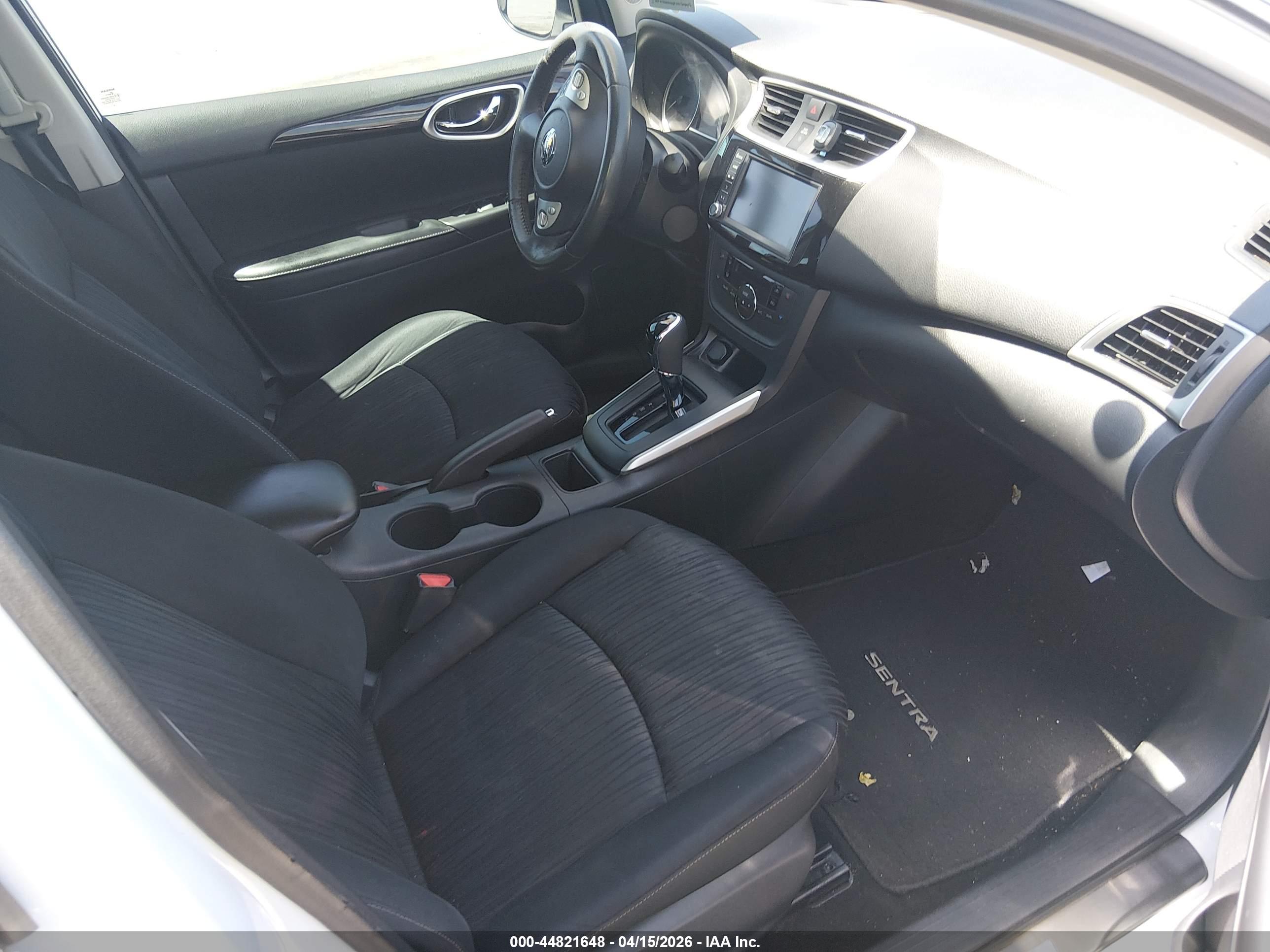 NISSAN SENTRA image 5