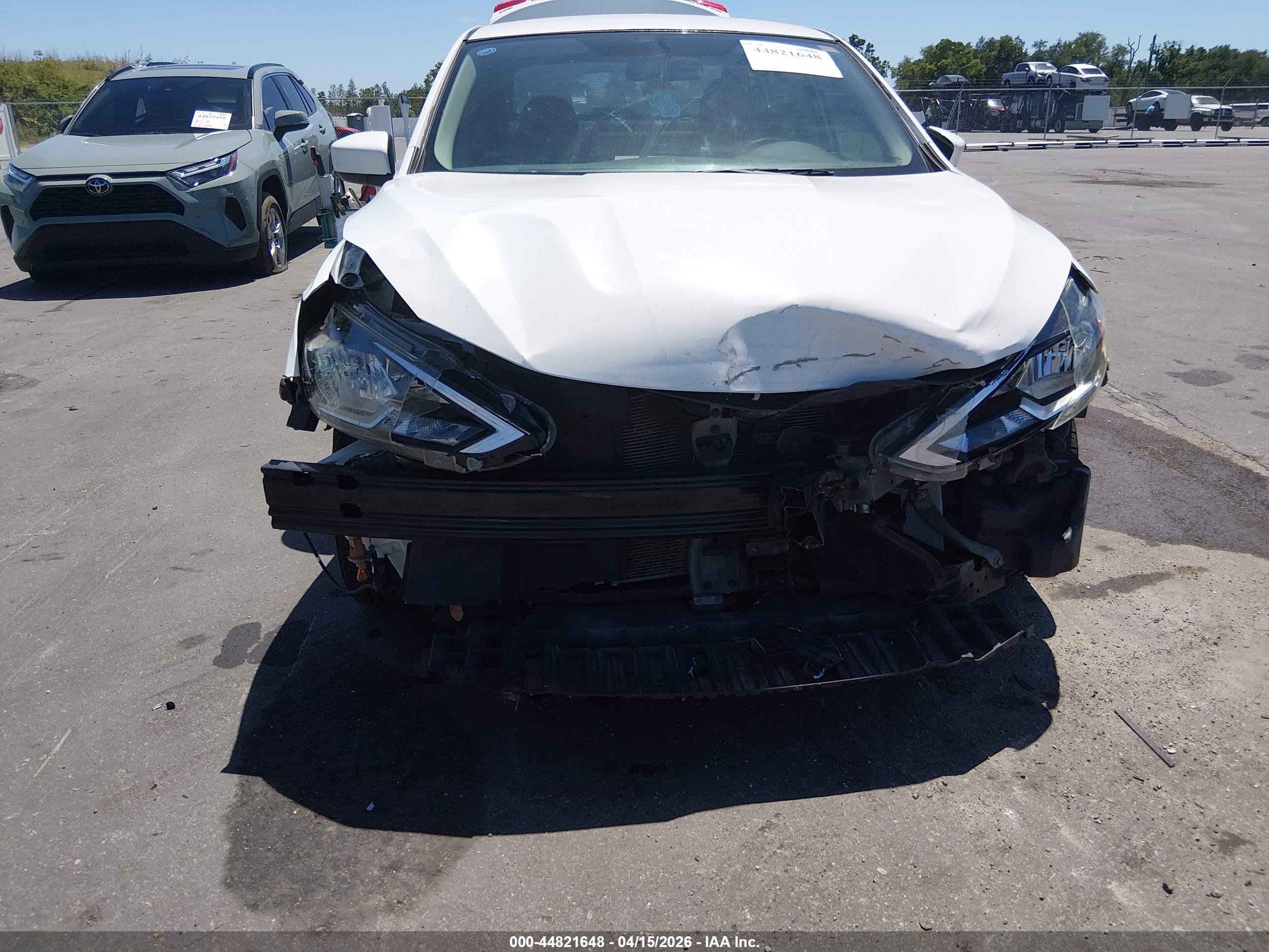 NISSAN SENTRA image 6