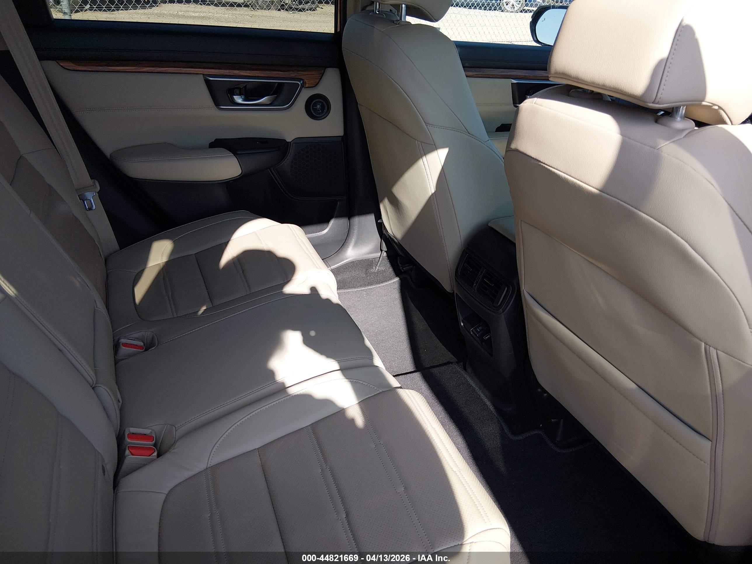 HONDA CR-V image 8