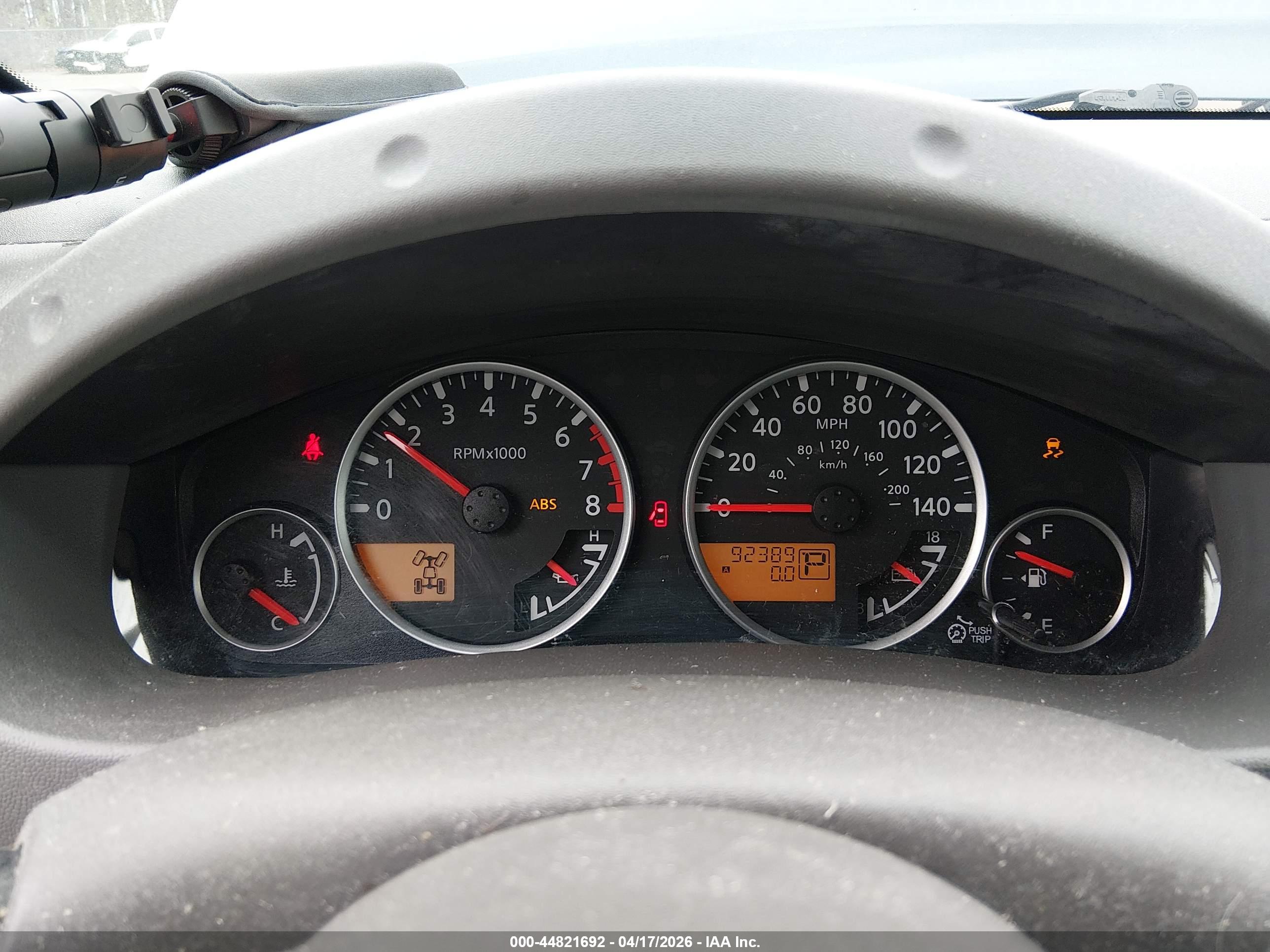 NISSAN FRONTIER image 7