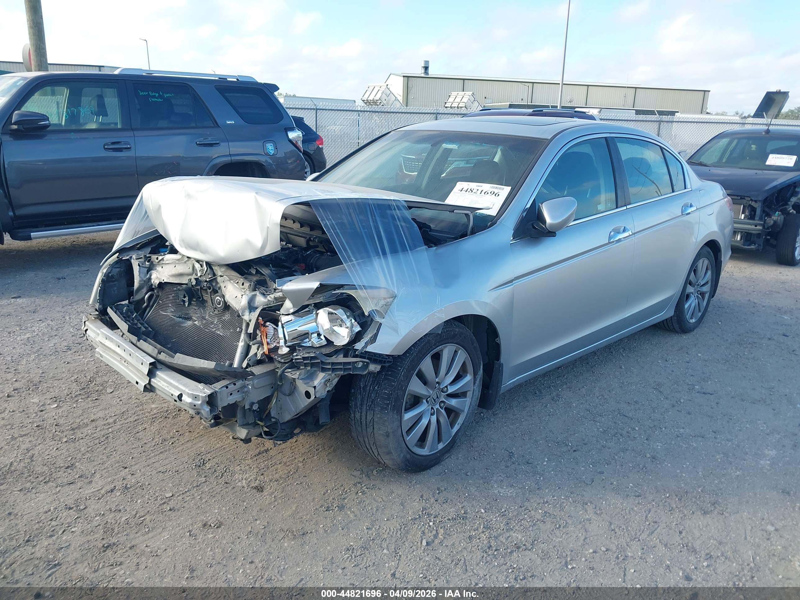 HONDA ACCORD image 2