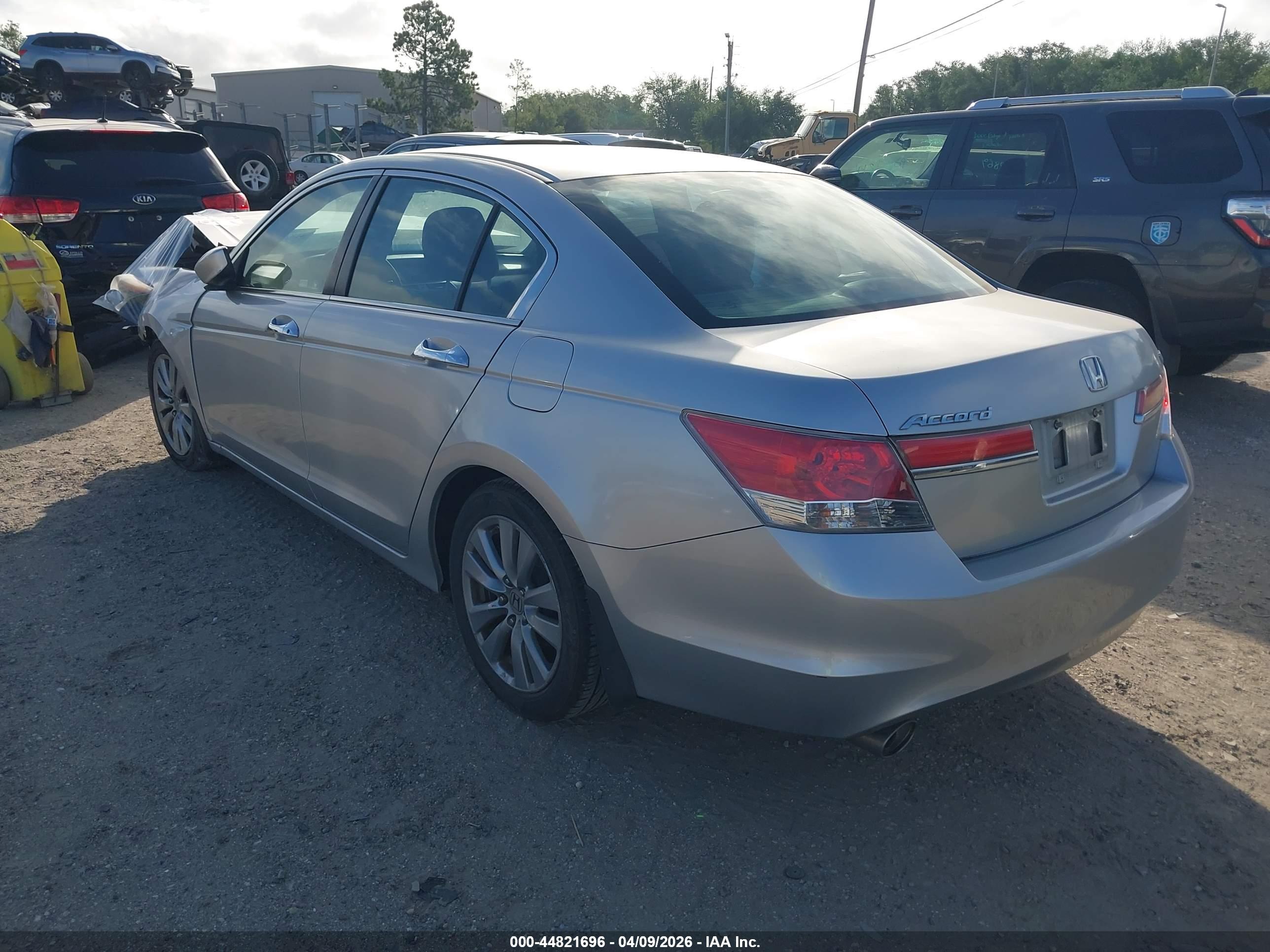 HONDA ACCORD image 3