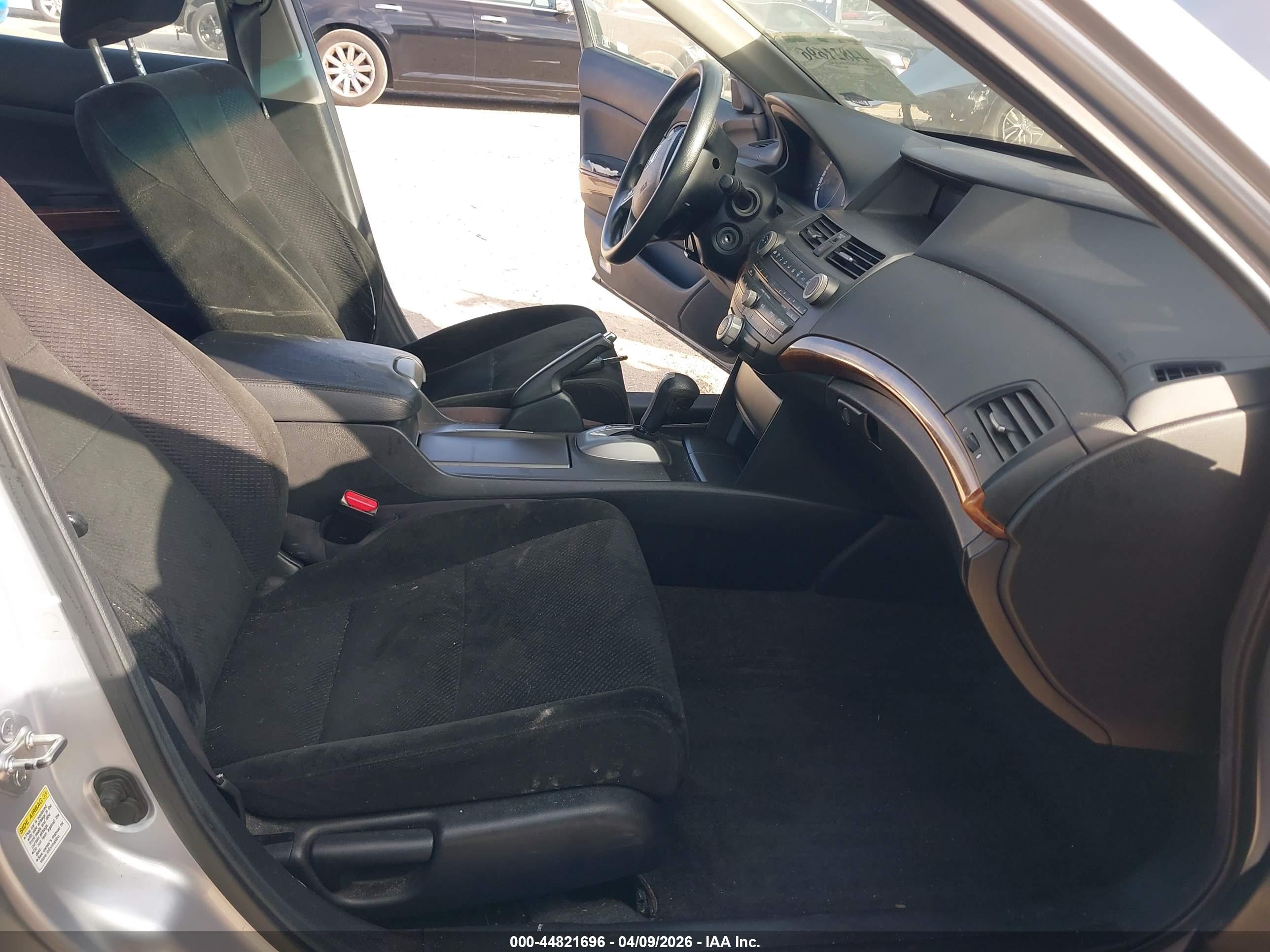 HONDA ACCORD image 5