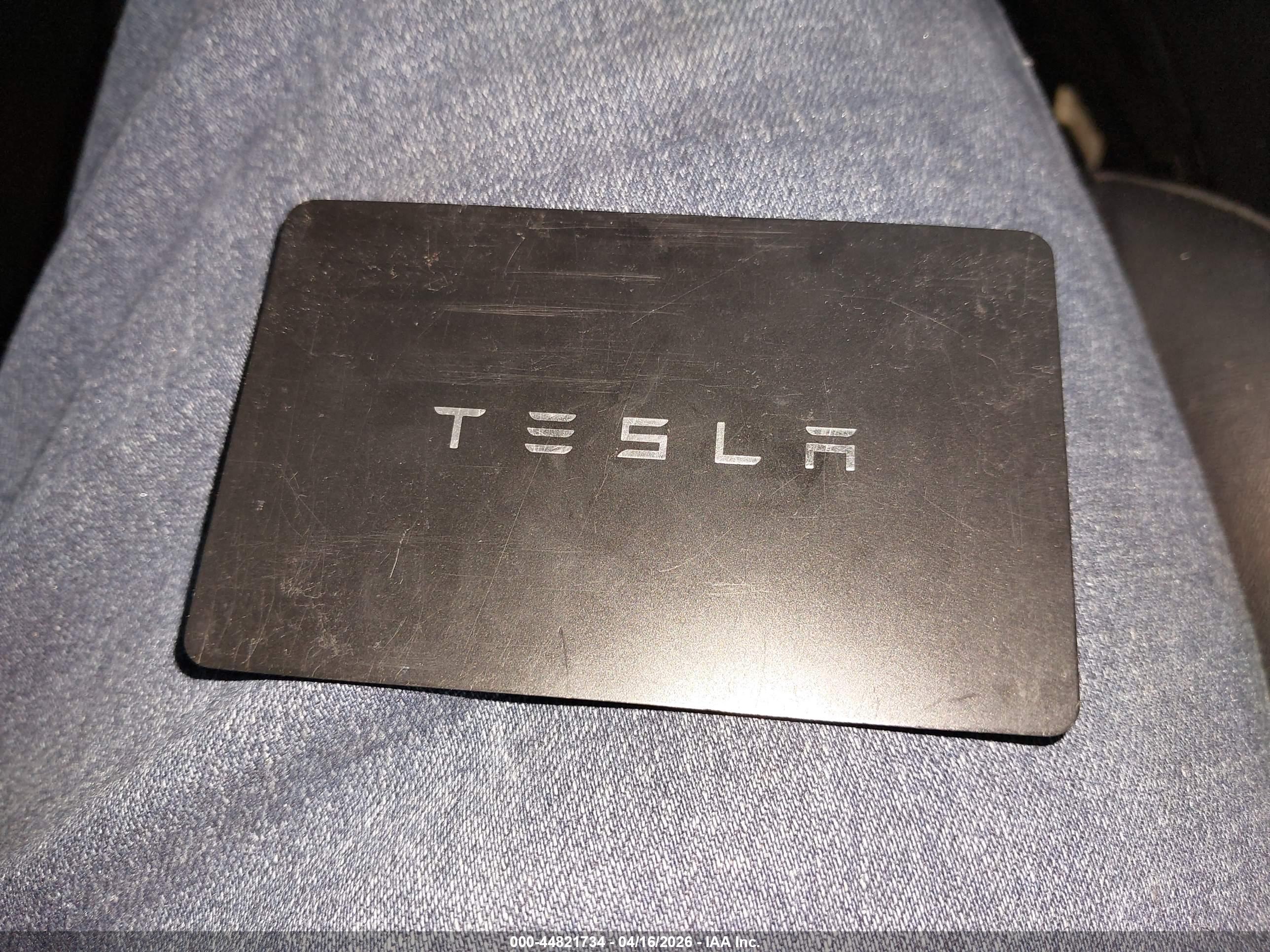 TESLA MODEL image 11