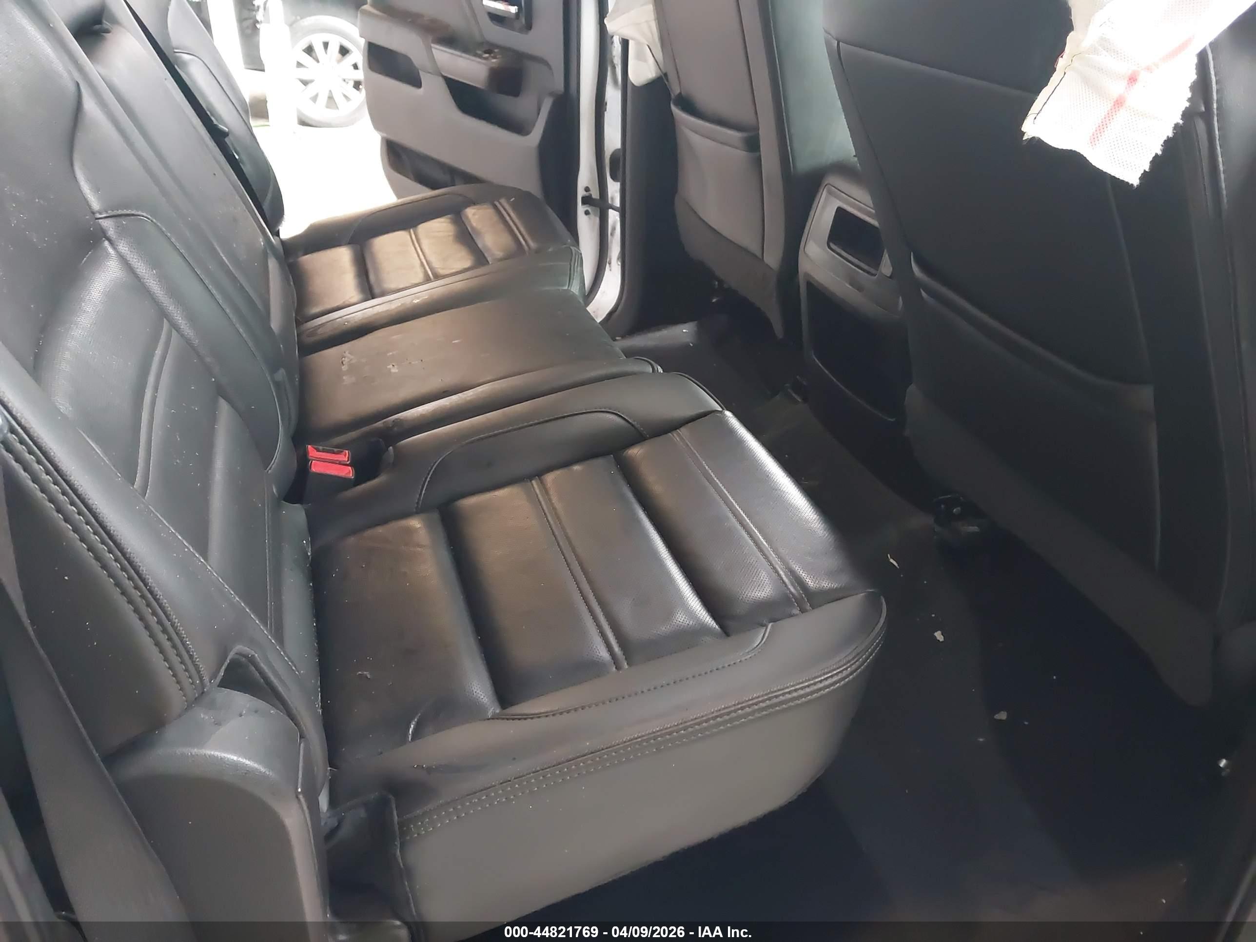 GMC SIERRA image 8