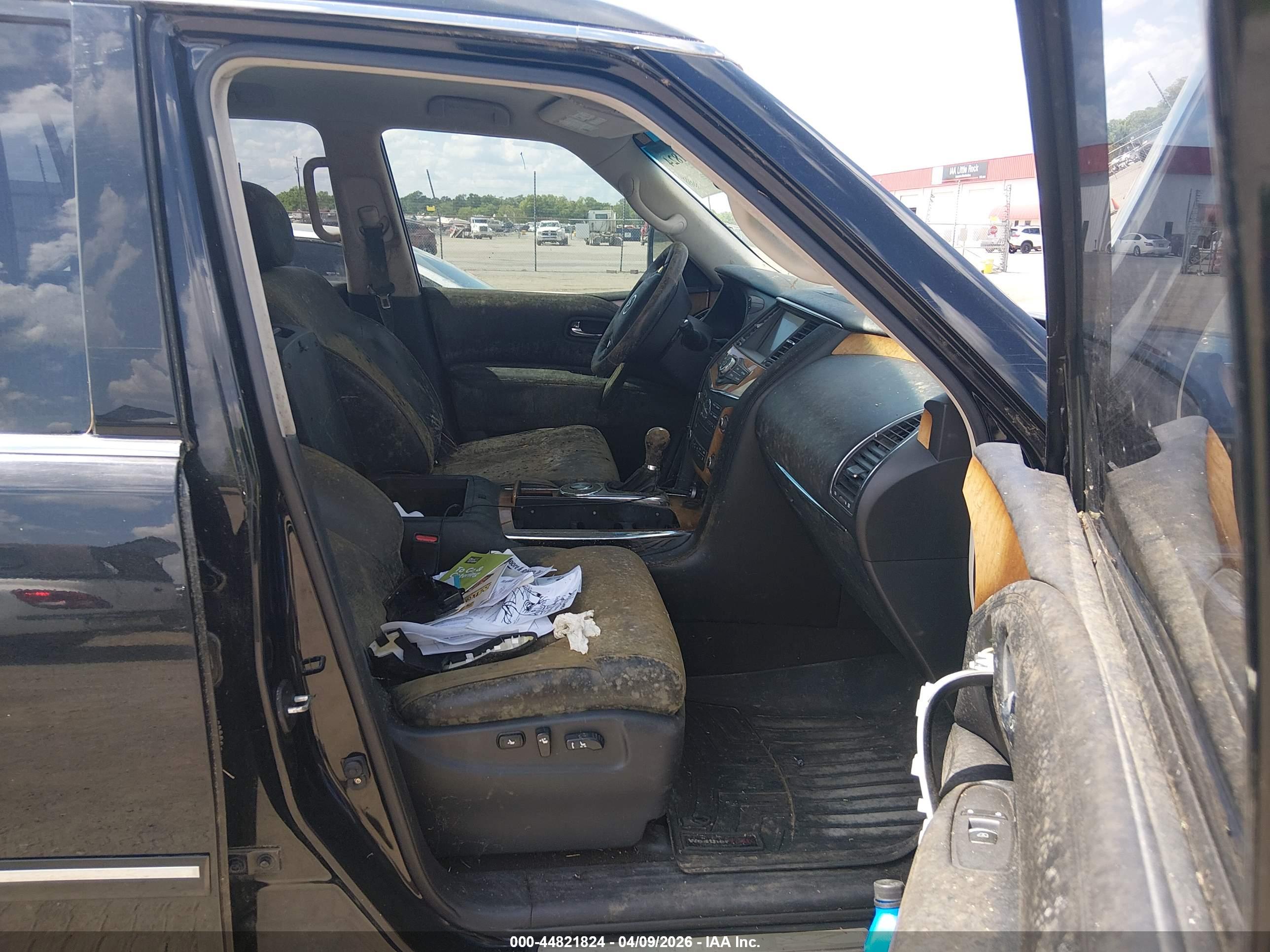 INFINITI QX80 image 5