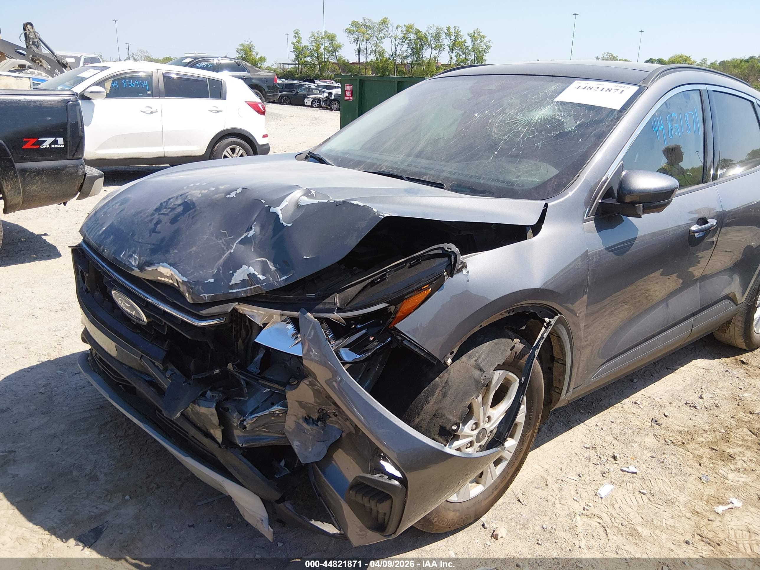 FORD ESCAPE image 6