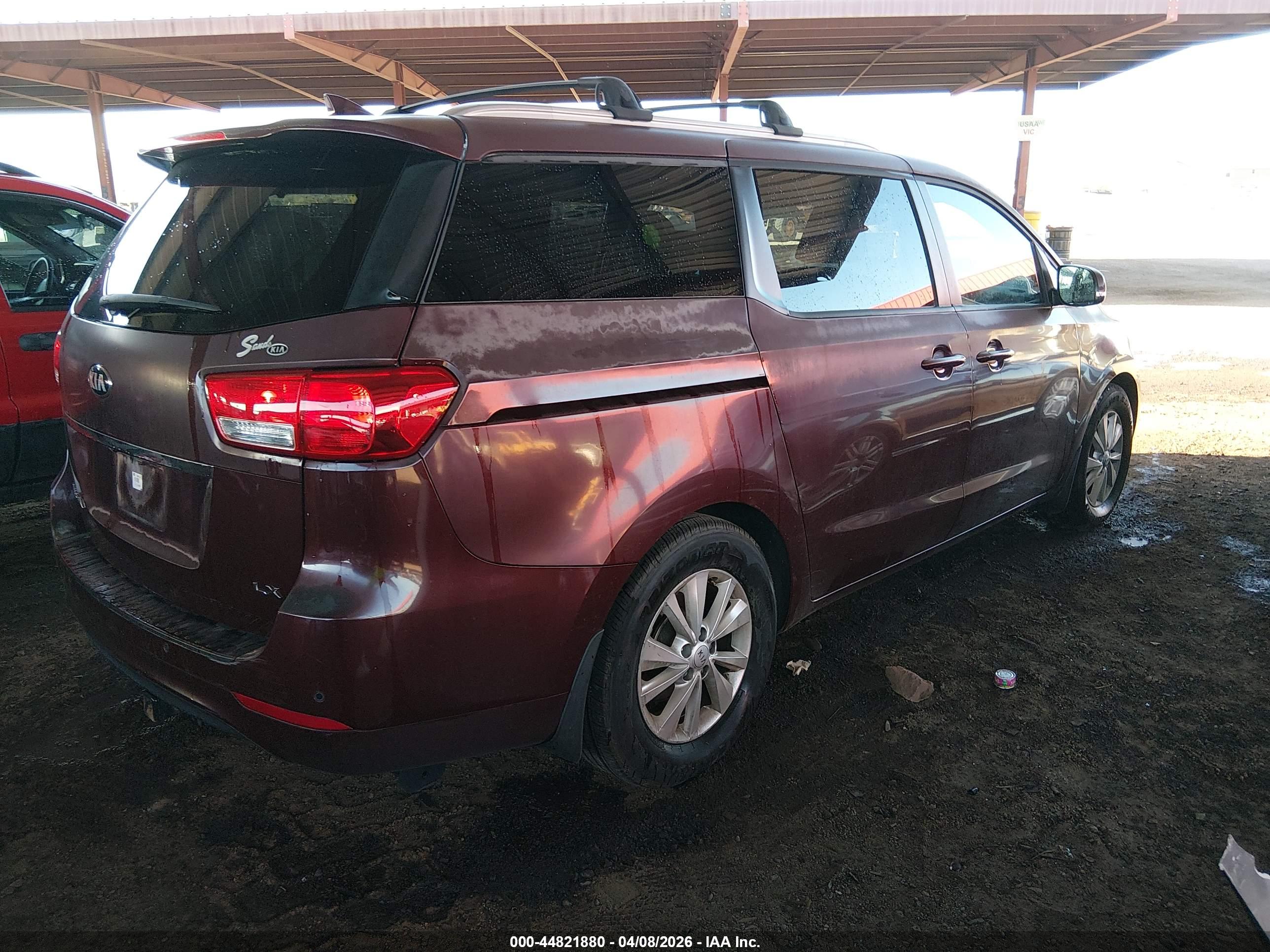 KIA SEDONA image 4