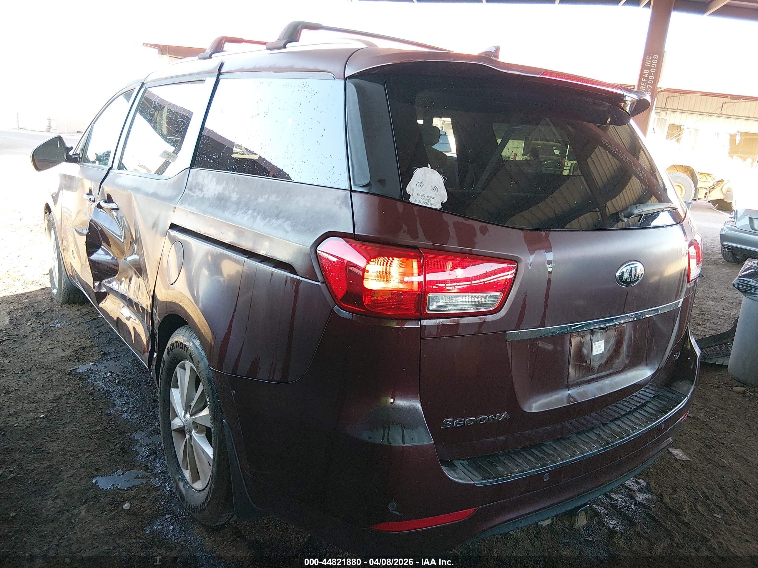 KIA SEDONA image 6