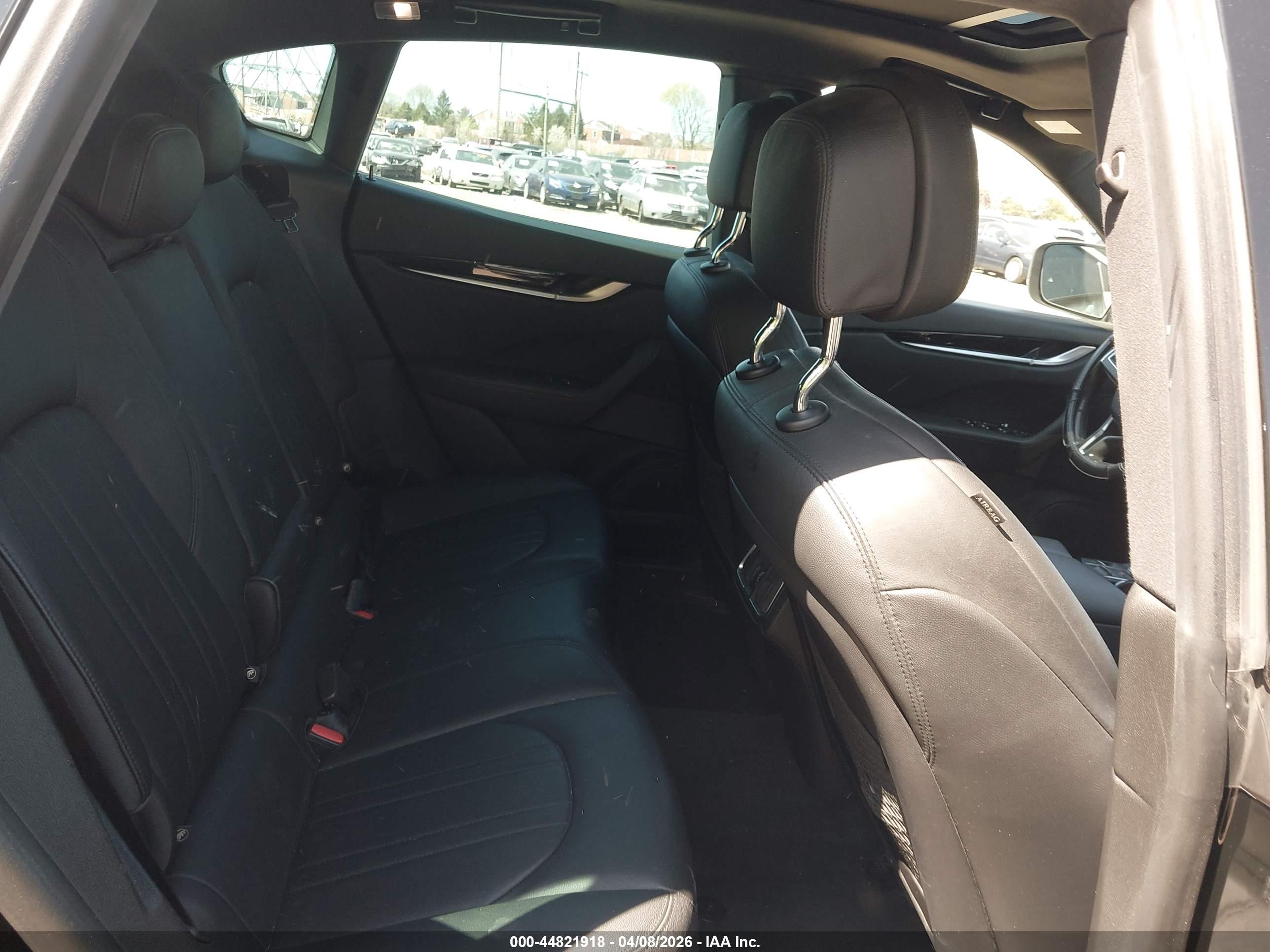 MASERATI LEVANTE image 8