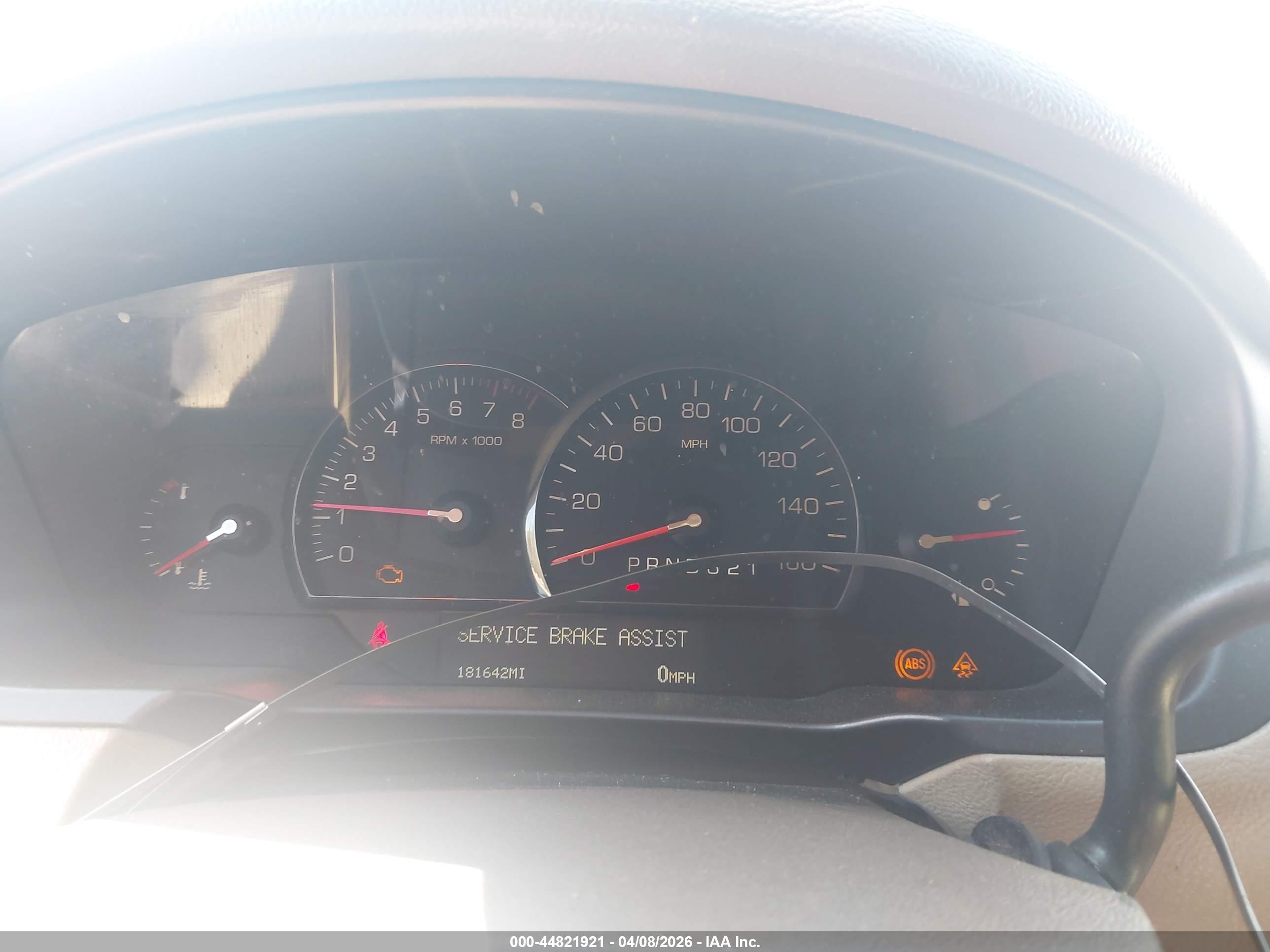 CADILLAC DTS image 7