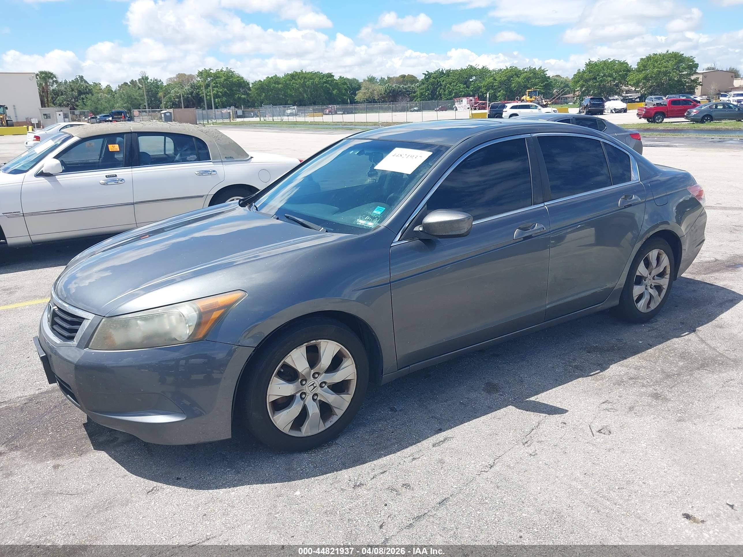HONDA ACCORD image 2