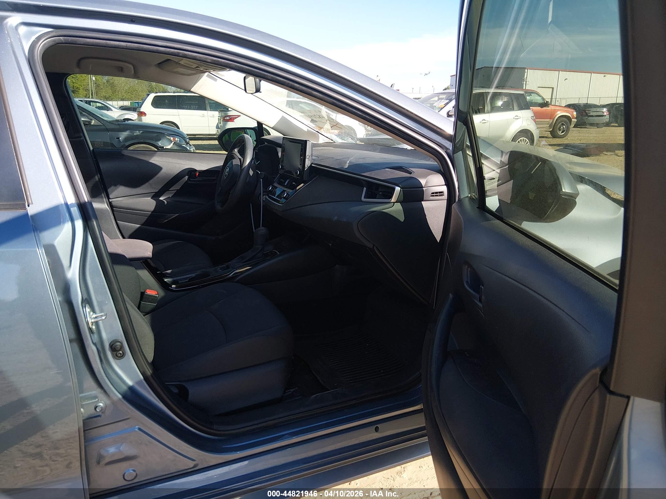 TOYOTA COROLLA image 5