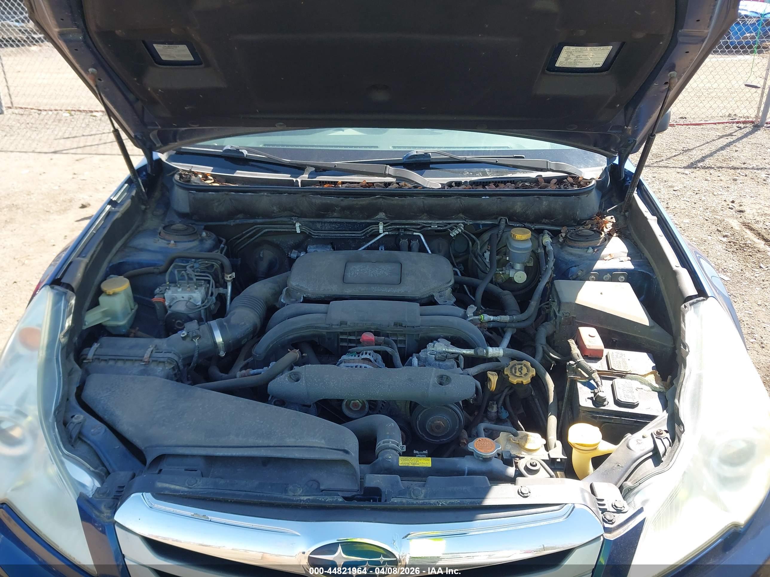 SUBARU OUTBACK image 10