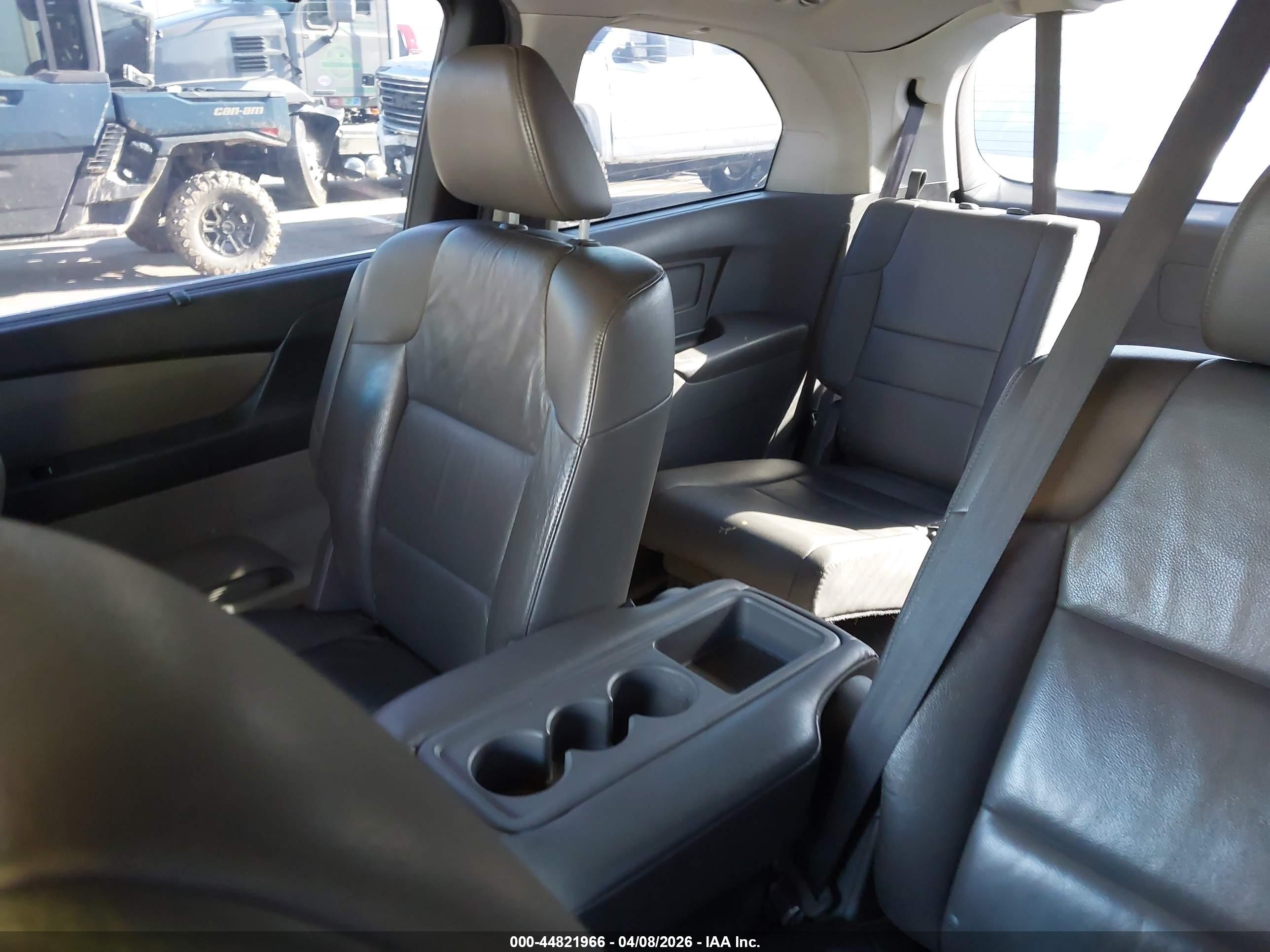 HONDA ODYSSEY image 8