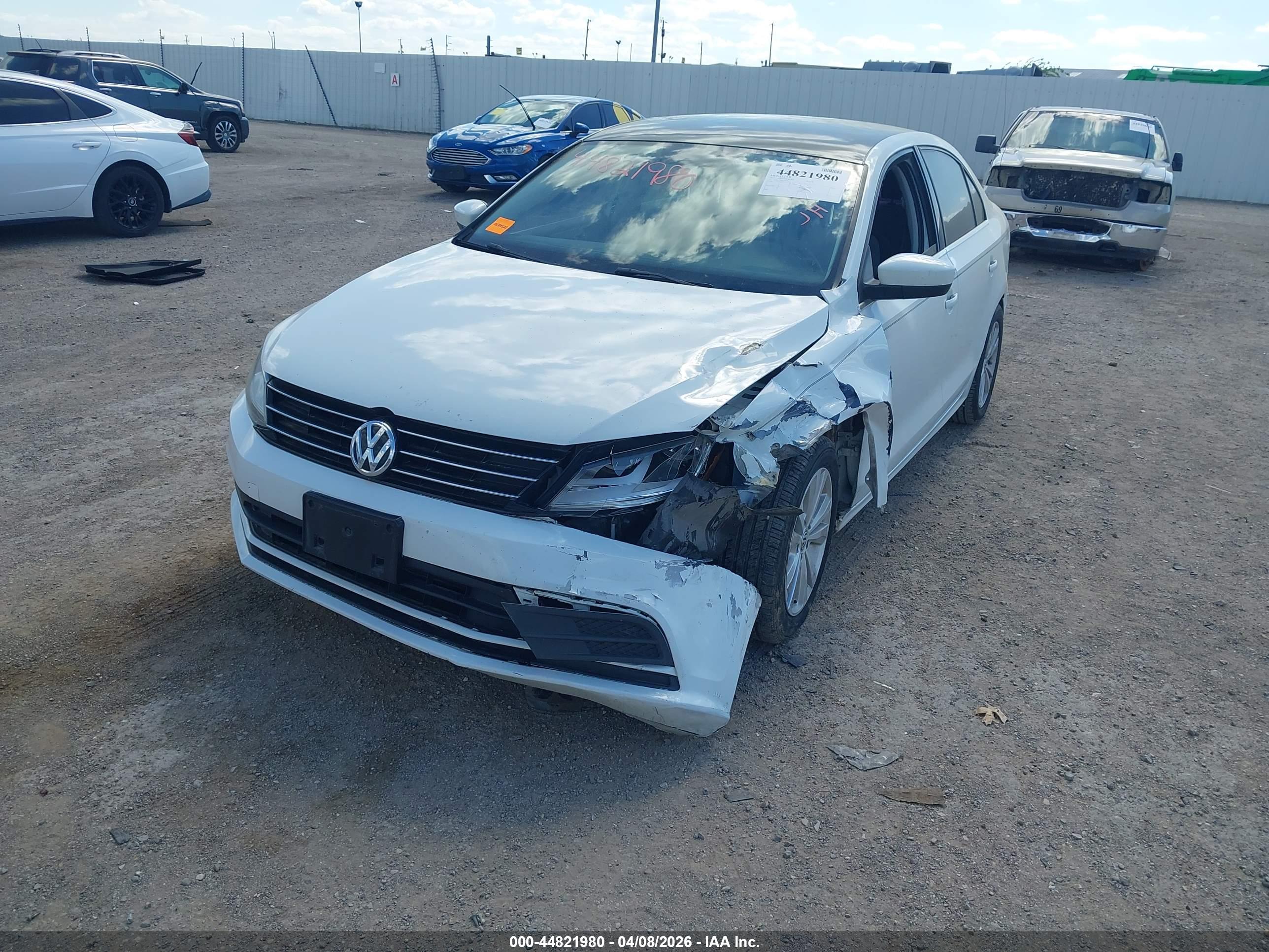 VOLKSWAGEN JETTA image 6