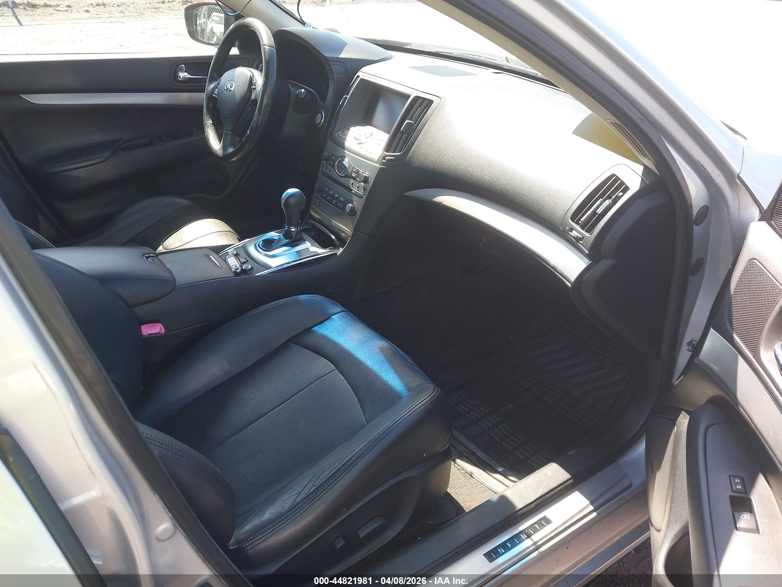 INFINITI G37X image 5