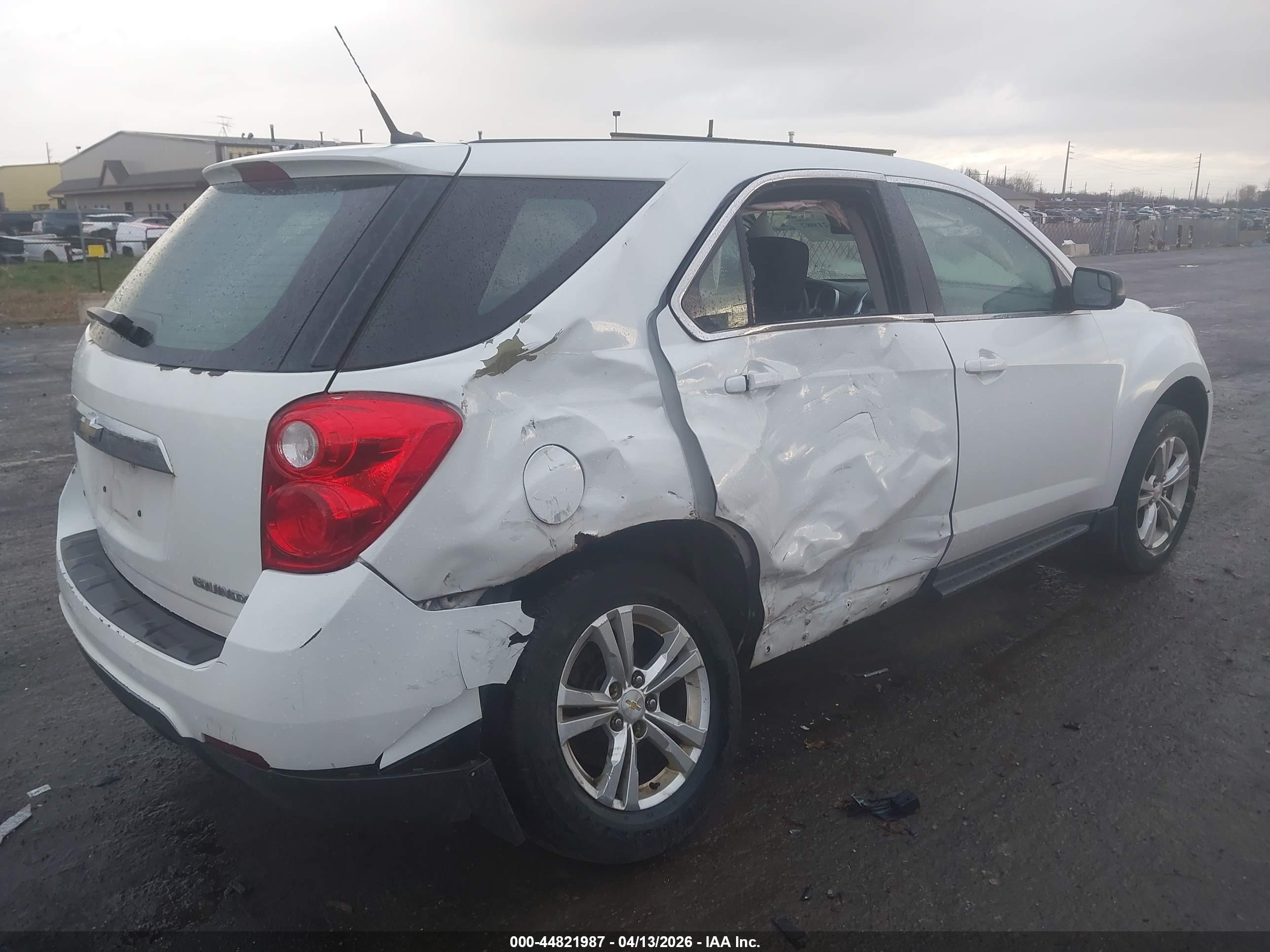 CHEVROLET EQUINOX image 6