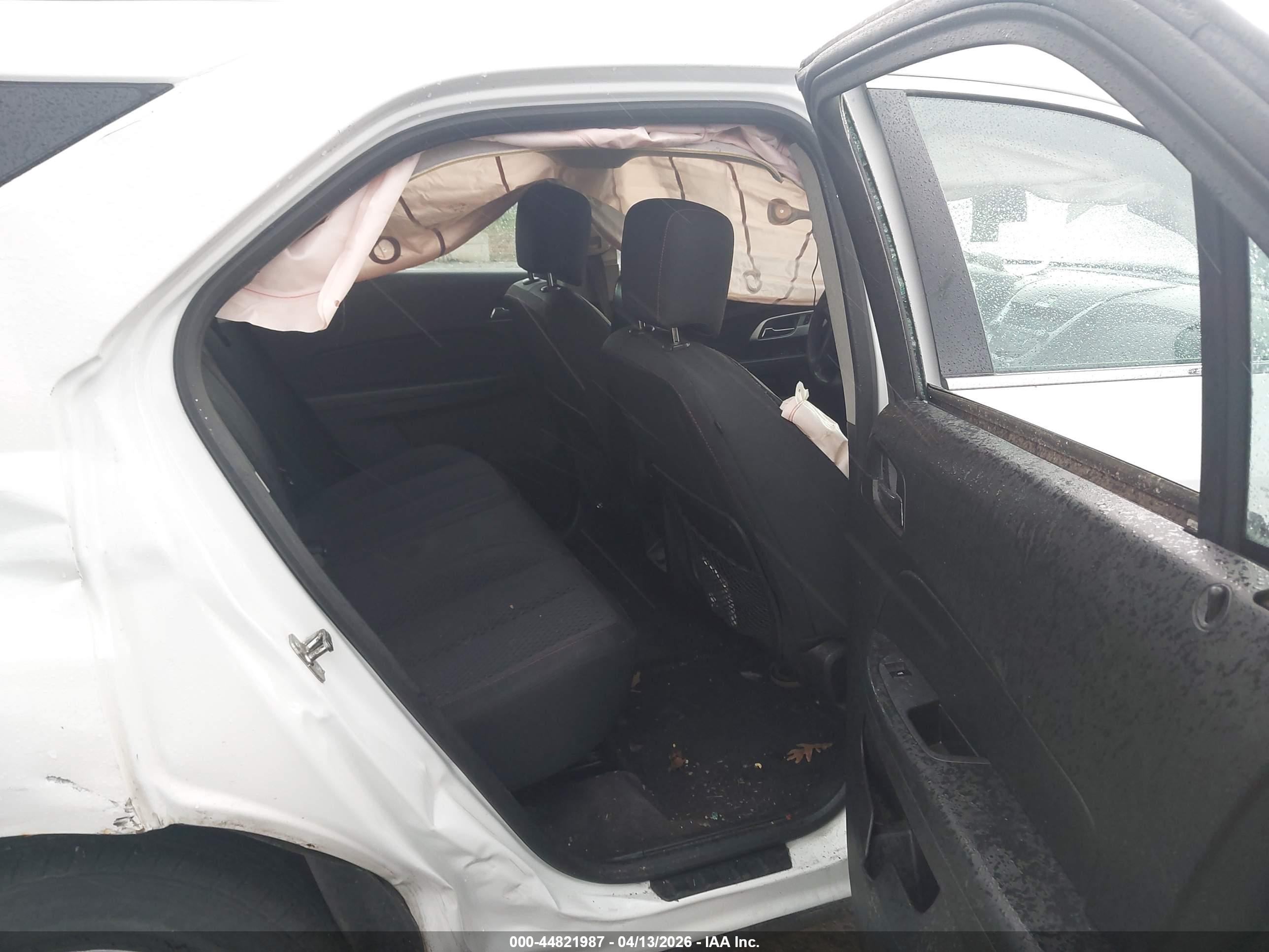CHEVROLET EQUINOX image 8