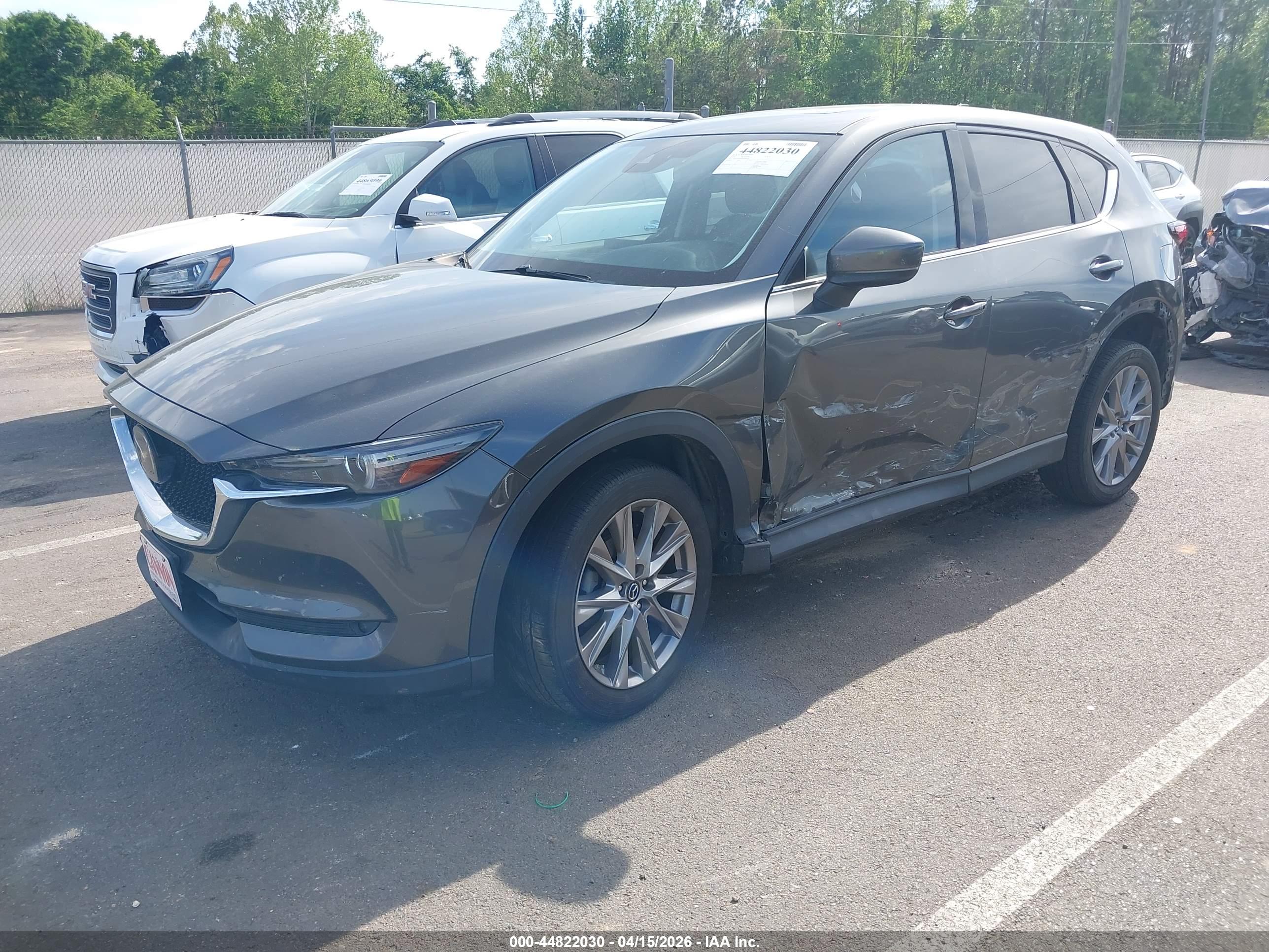 MAZDA CX-5 image 2