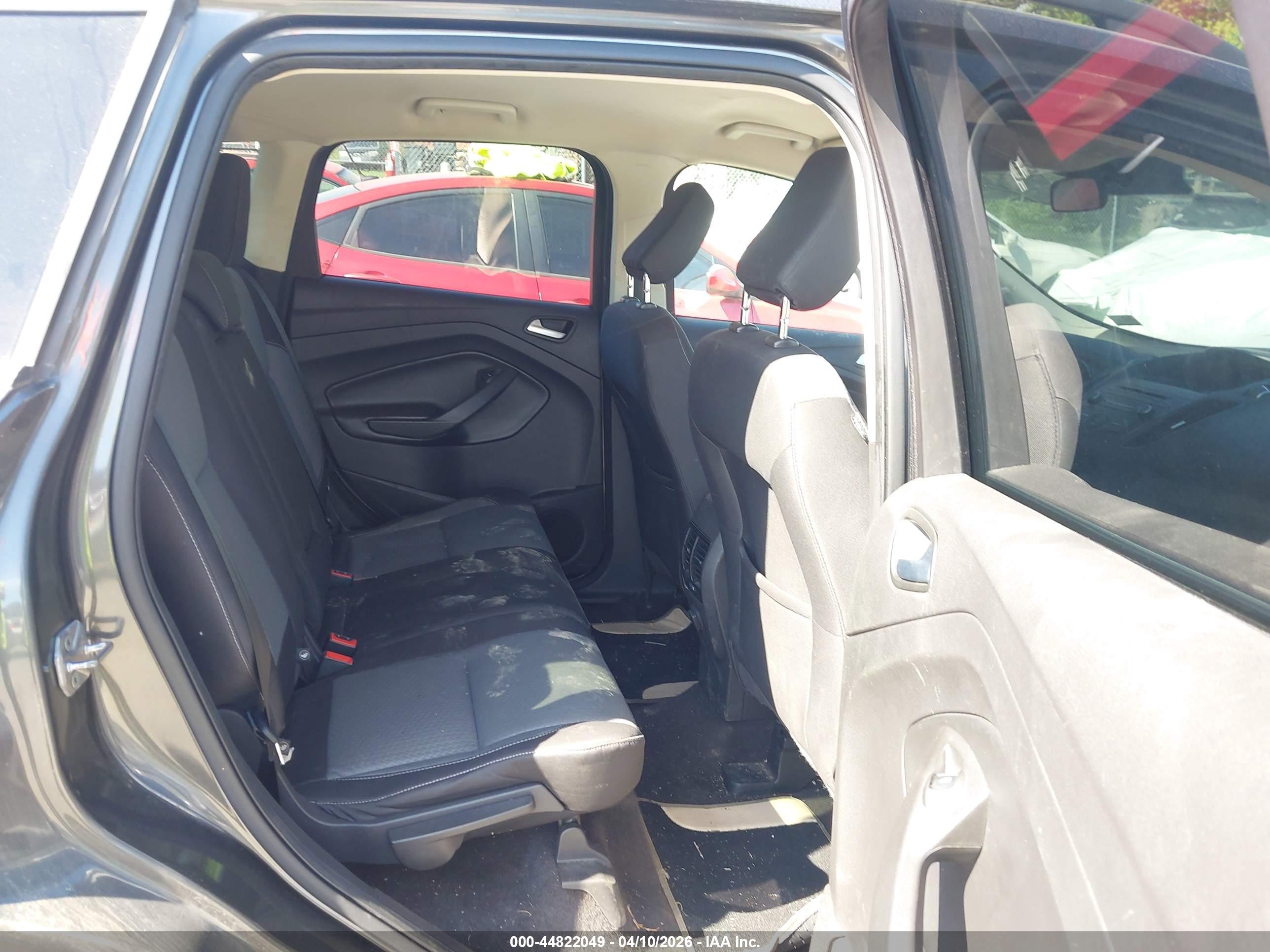 FORD ESCAPE image 8