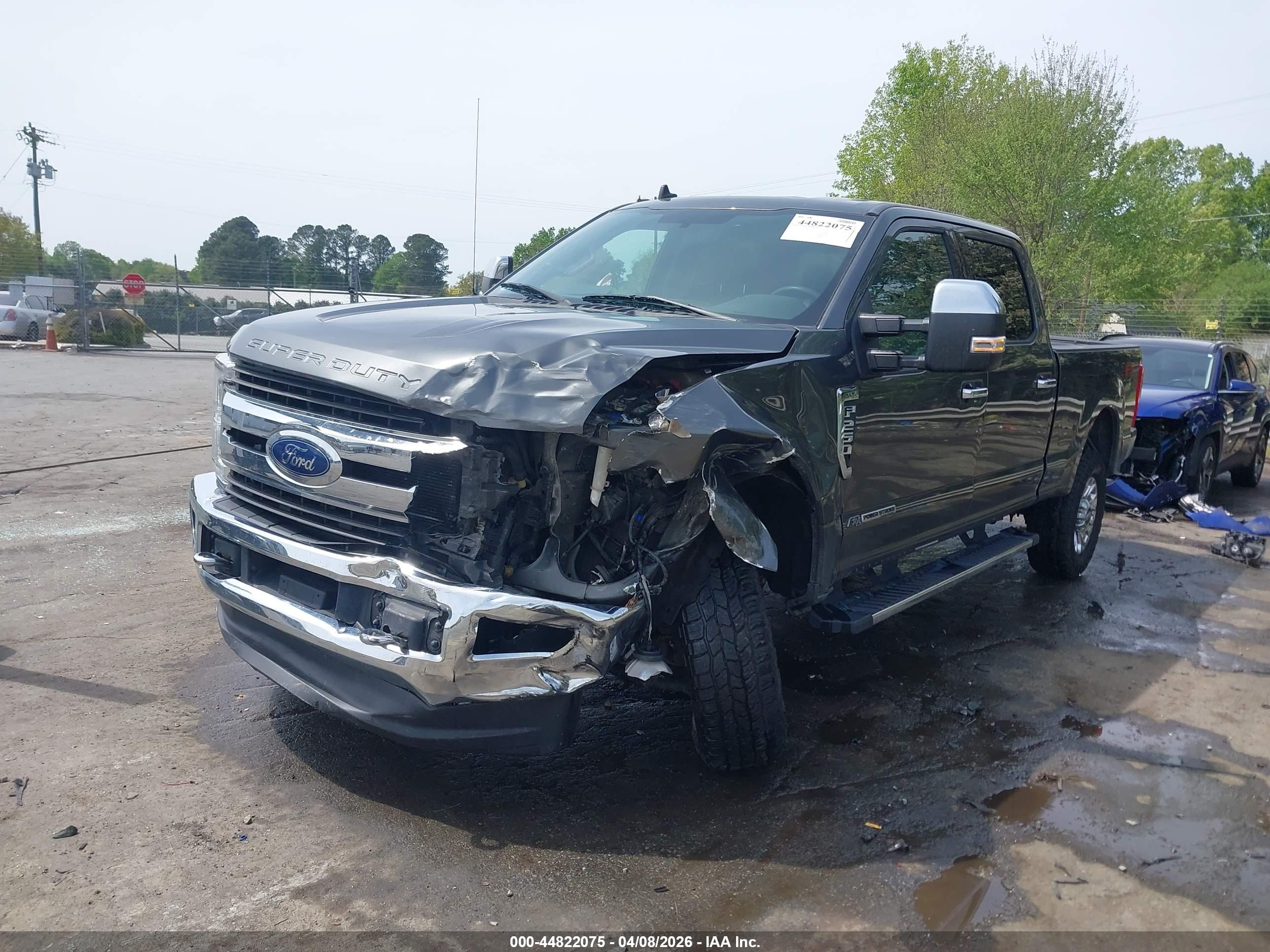 FORD F-250 image 2