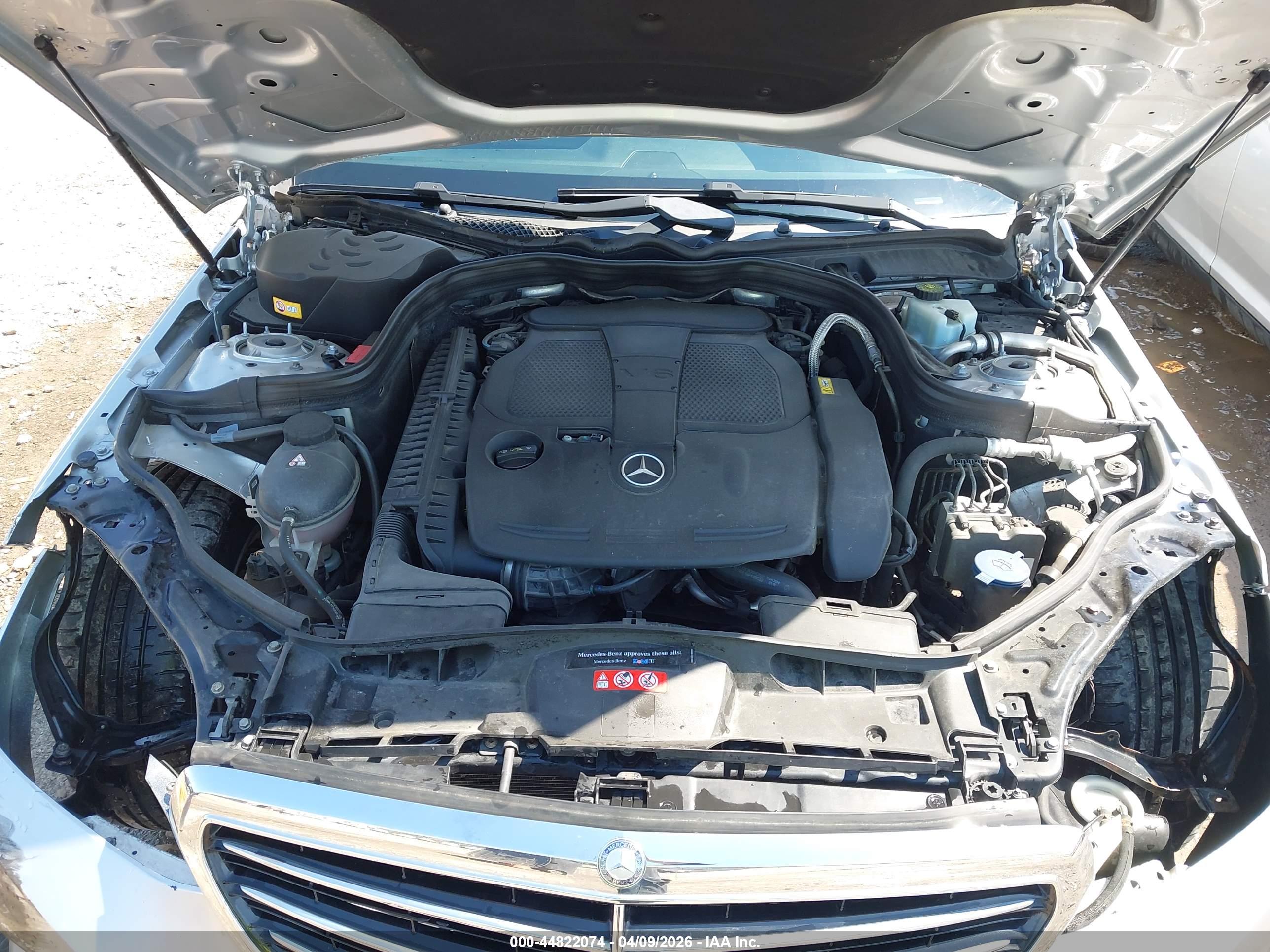 MERCEDES-BENZ E image 10