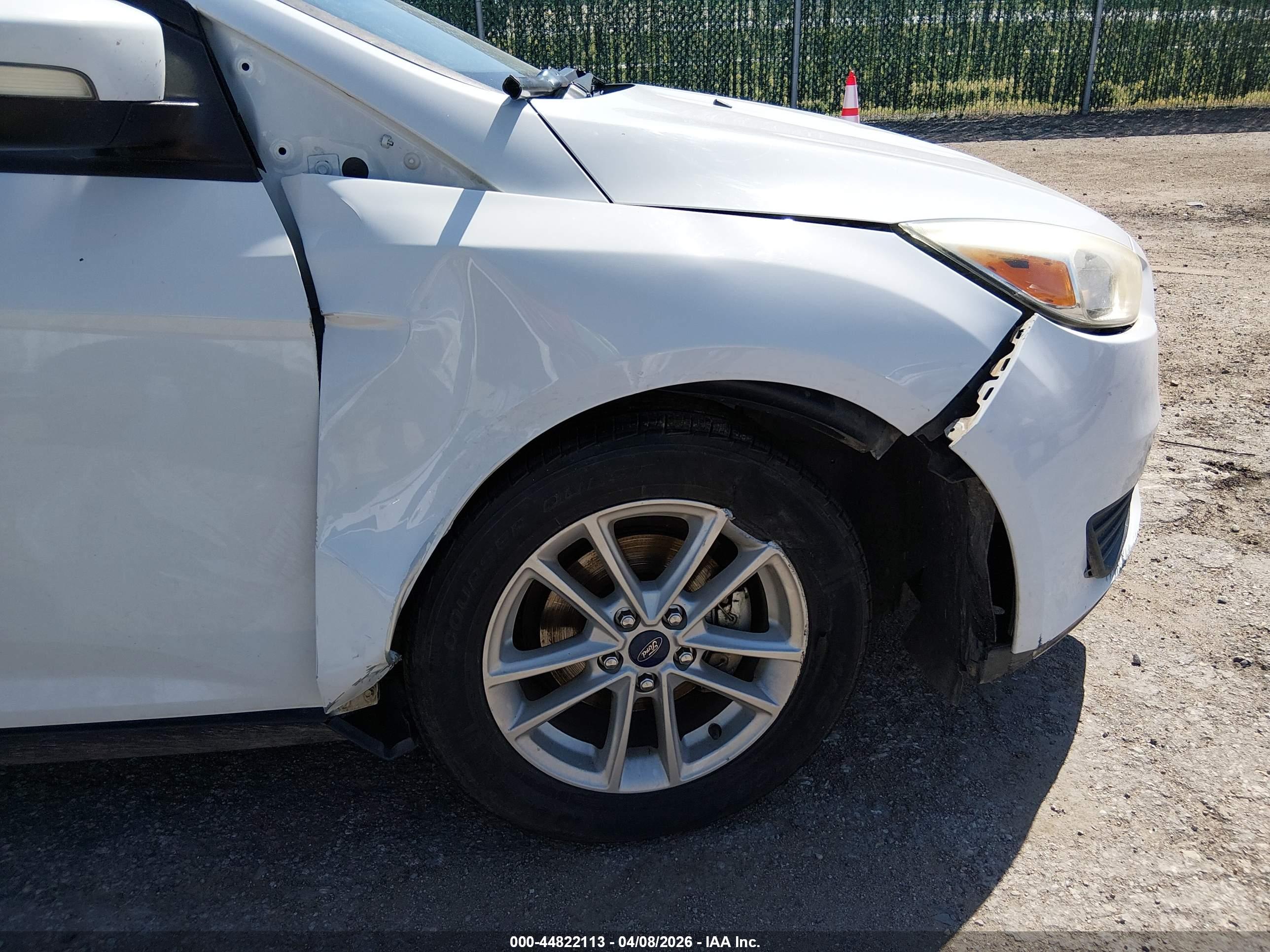 FORD FOCUS image 6