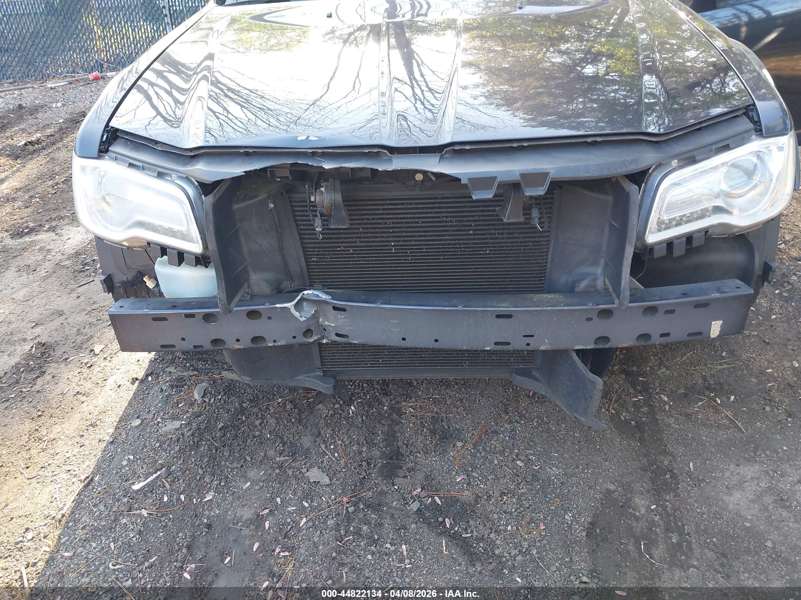CHRYSLER 300C image 6