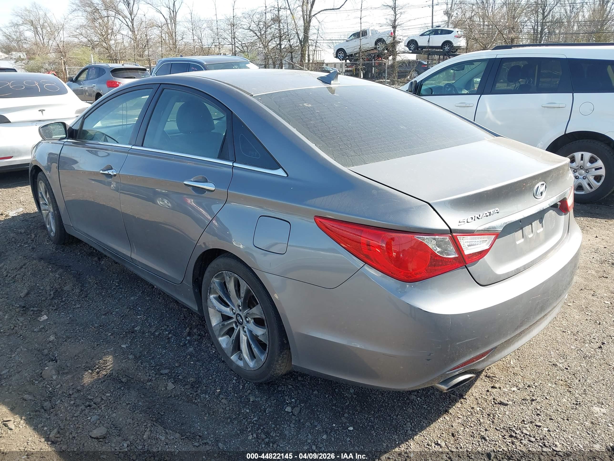 HYUNDAI SONATA image 3