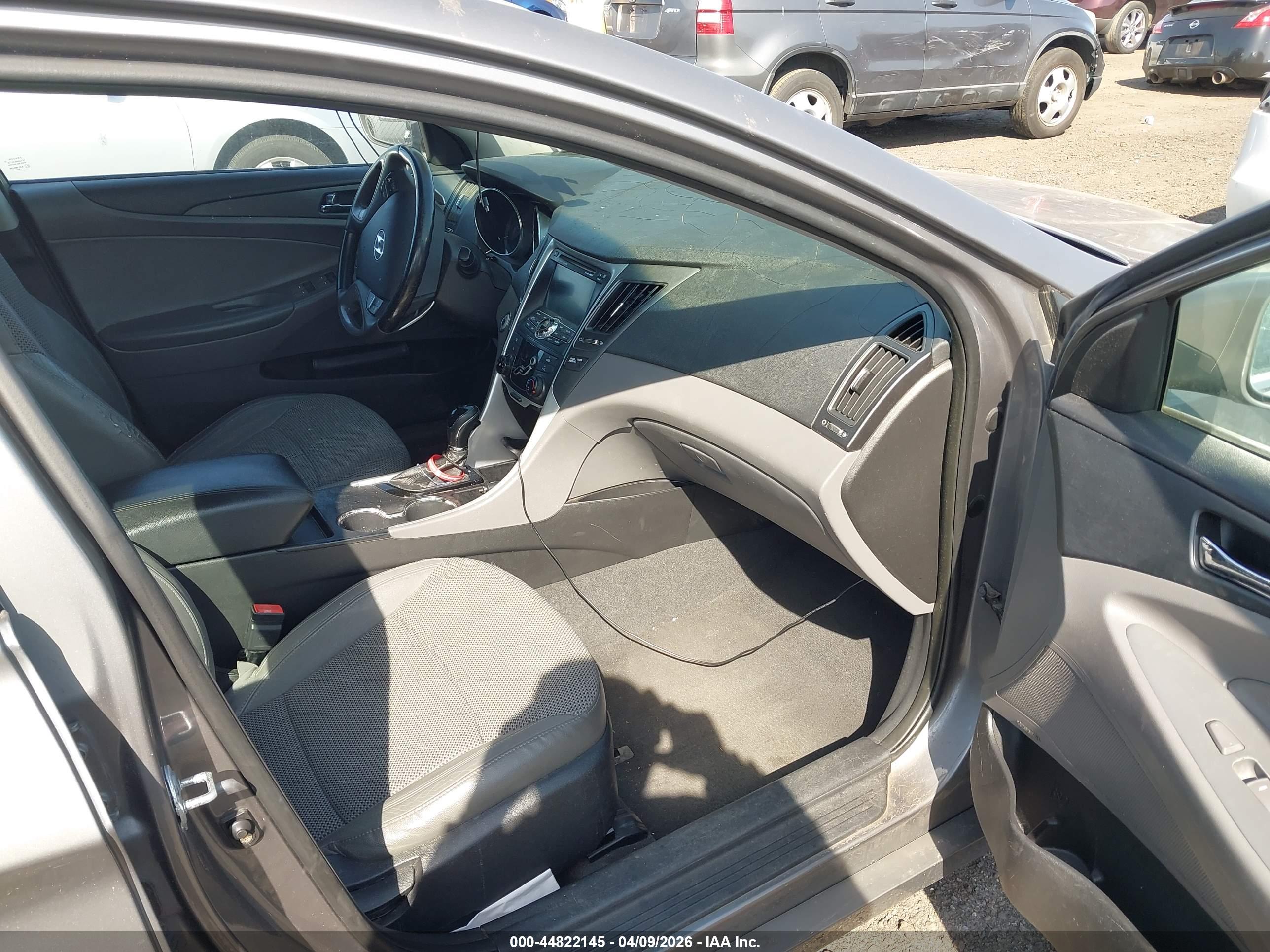 HYUNDAI SONATA image 5