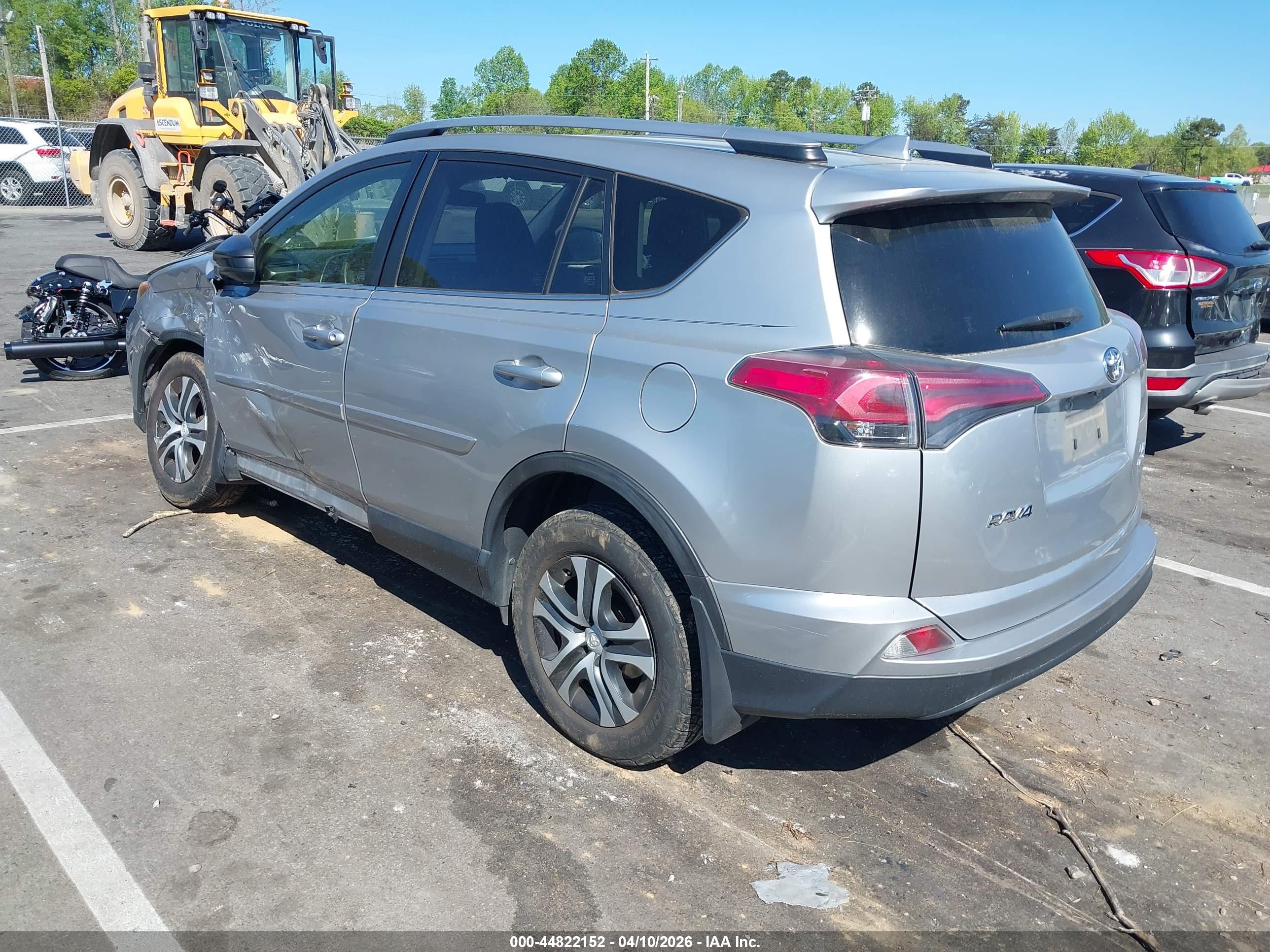 TOYOTA RAV4 image 3