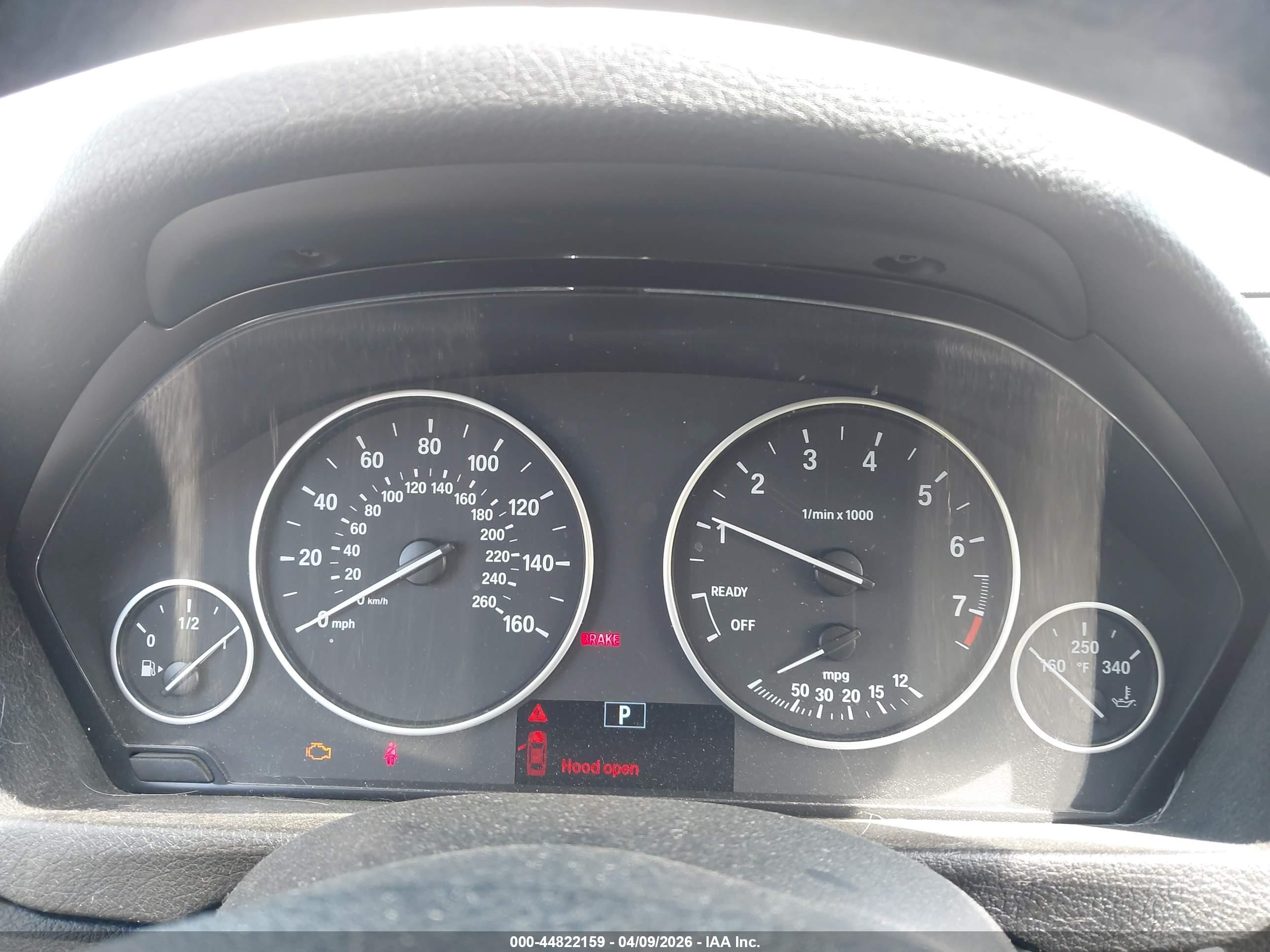 BMW 320I image 7