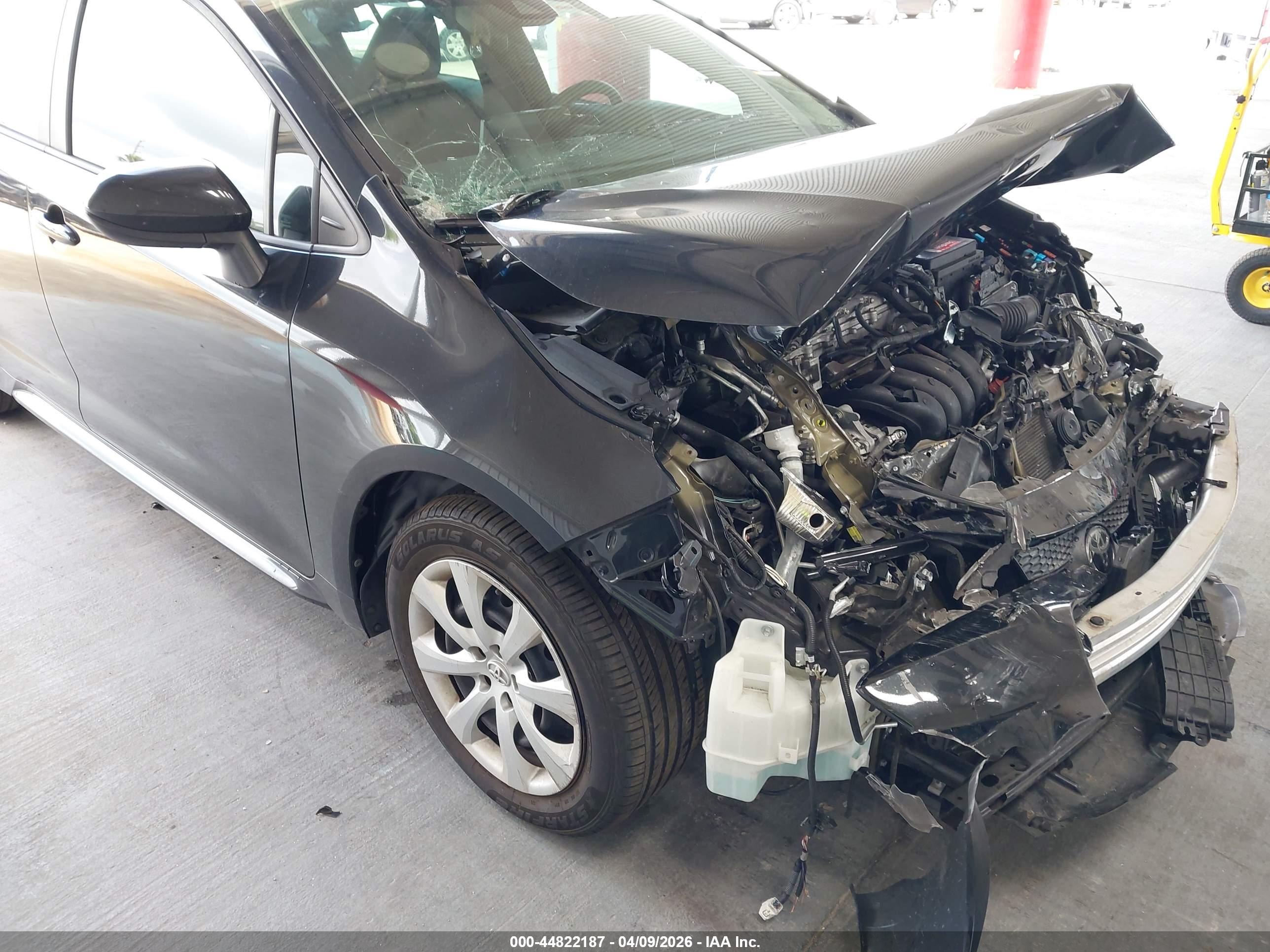 TOYOTA COROLLA image 6